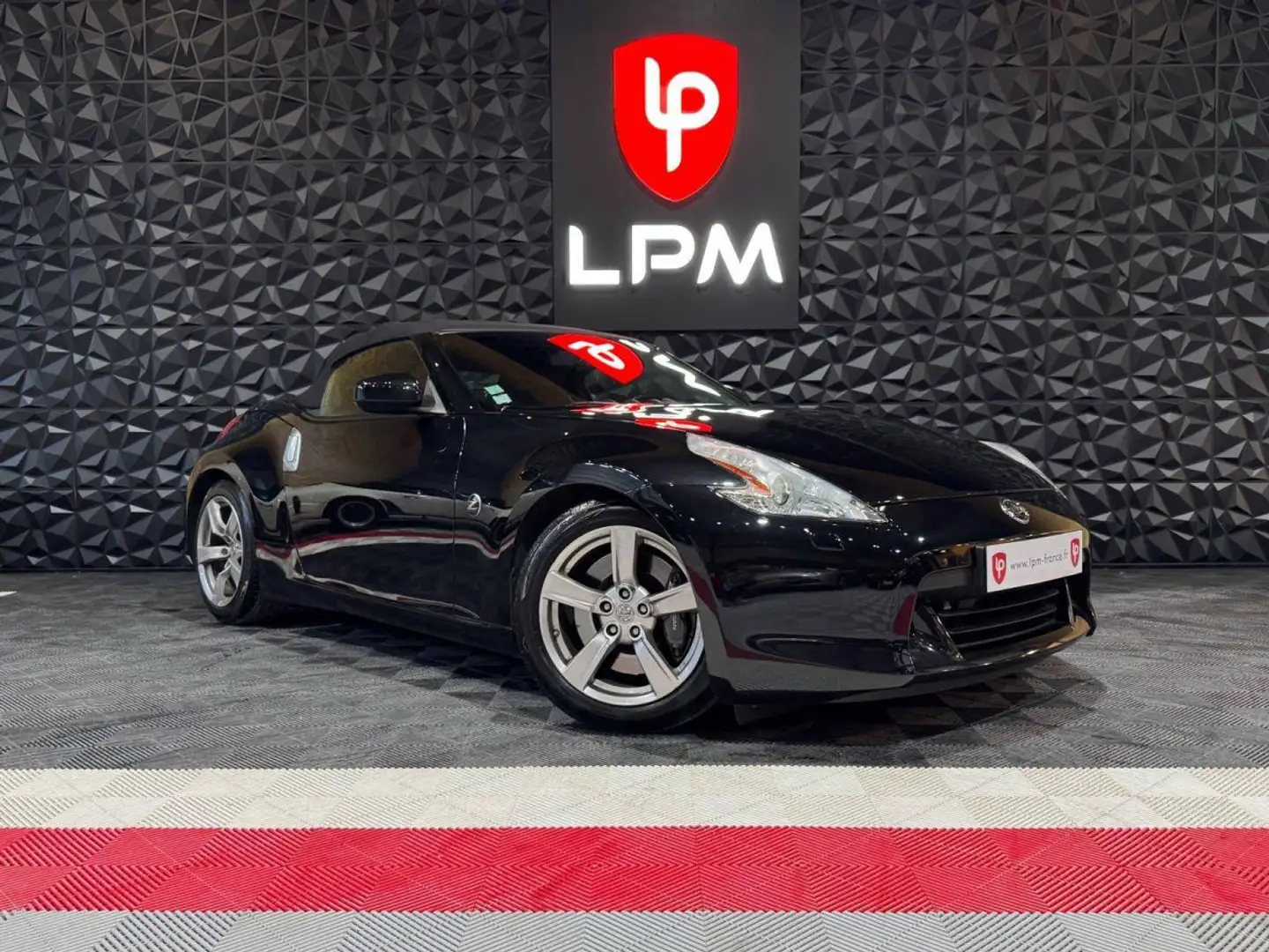 Nissan 370Z 3.7 V6 328ch Pack Noir - 1