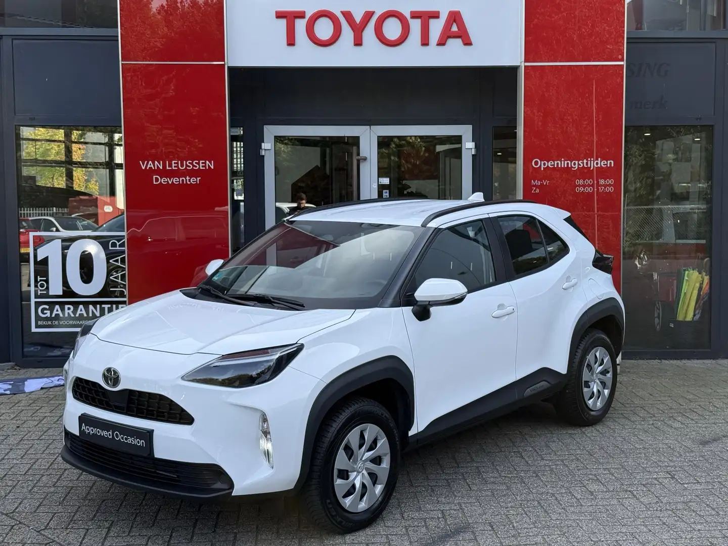 Toyota Yaris Cross 1.5 Hybrid 130 APPLE/ANDROID AUTO STOELVERWARMING - 1
