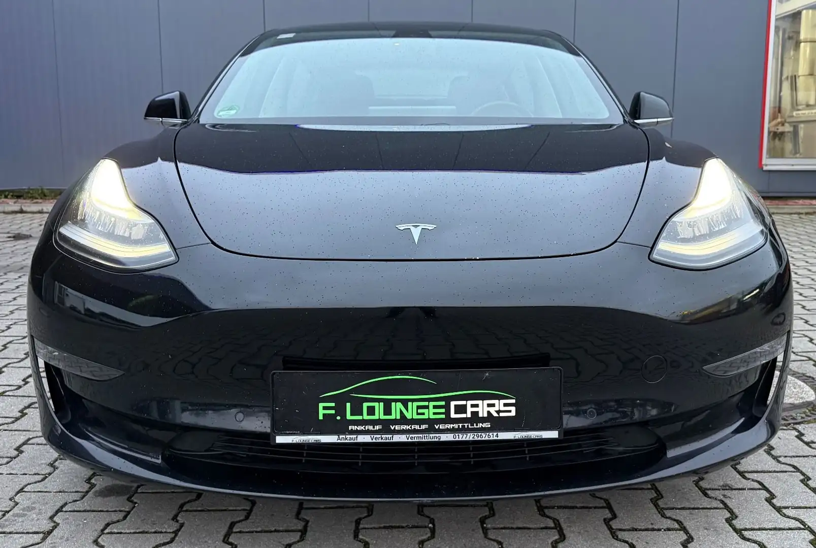 Tesla Model 3 Long Range Dual AWD*AHK*8-FACH*PANO* Schwarz - 2