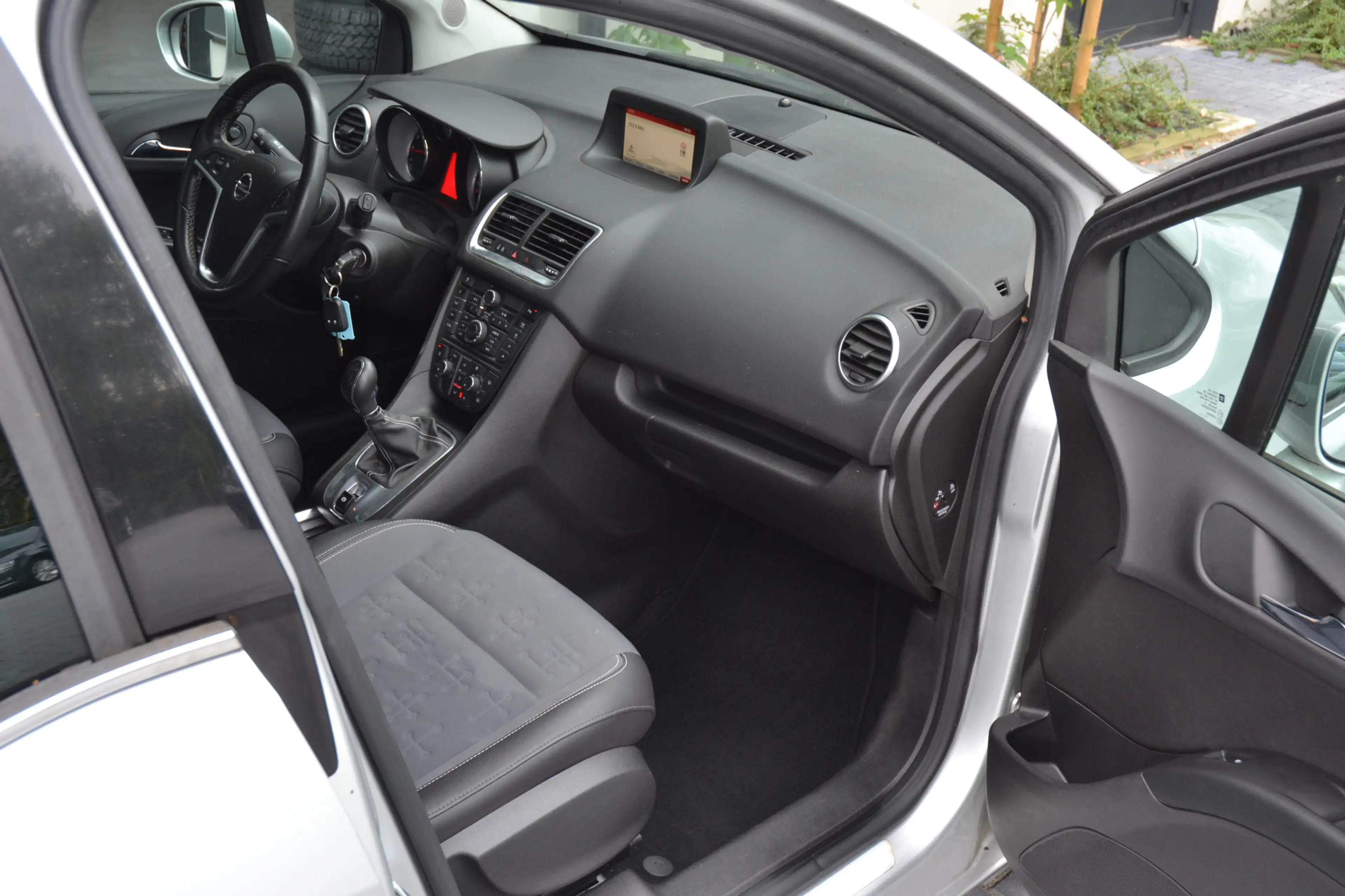 Opel Meriva 1.4 Turbo Cosmo Camera | Parkeersensoren | Cruise — photo 13