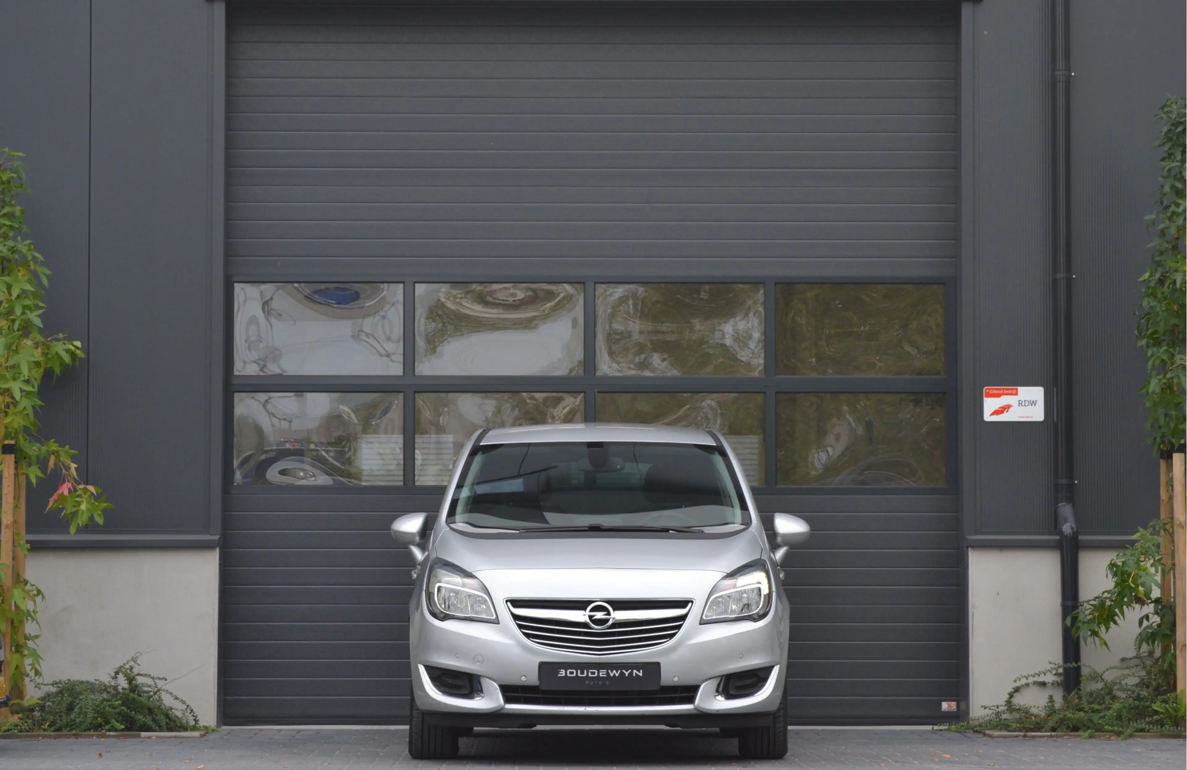 Opel Meriva 1.4 Turbo Cosmo Camera | Parkeersensoren | Cruise — photo 2