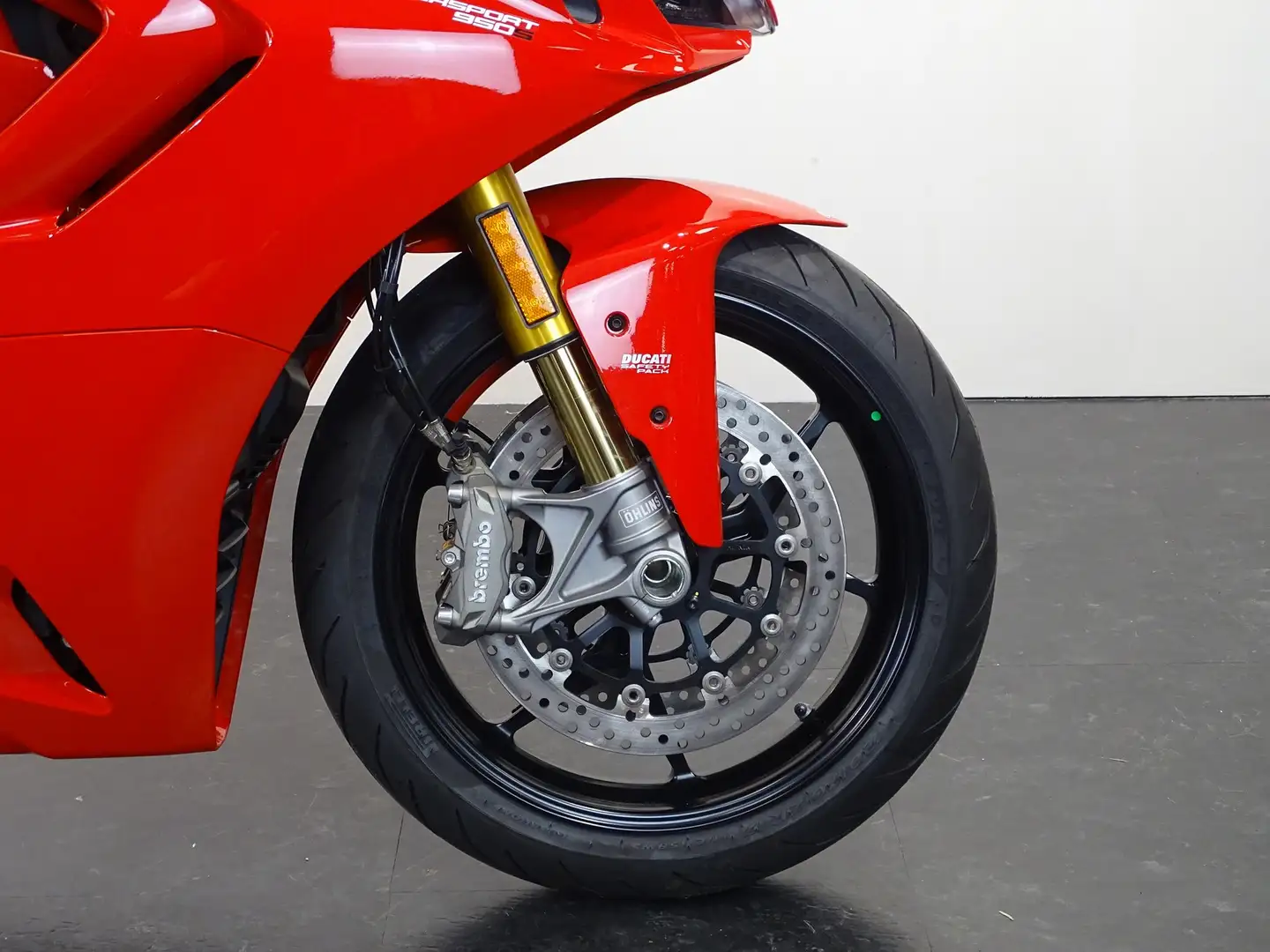 Ducati SuperSport 950 S Piros - 2