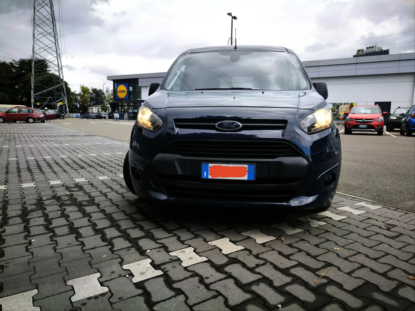 Ford Tourneo Conect Azul - 2