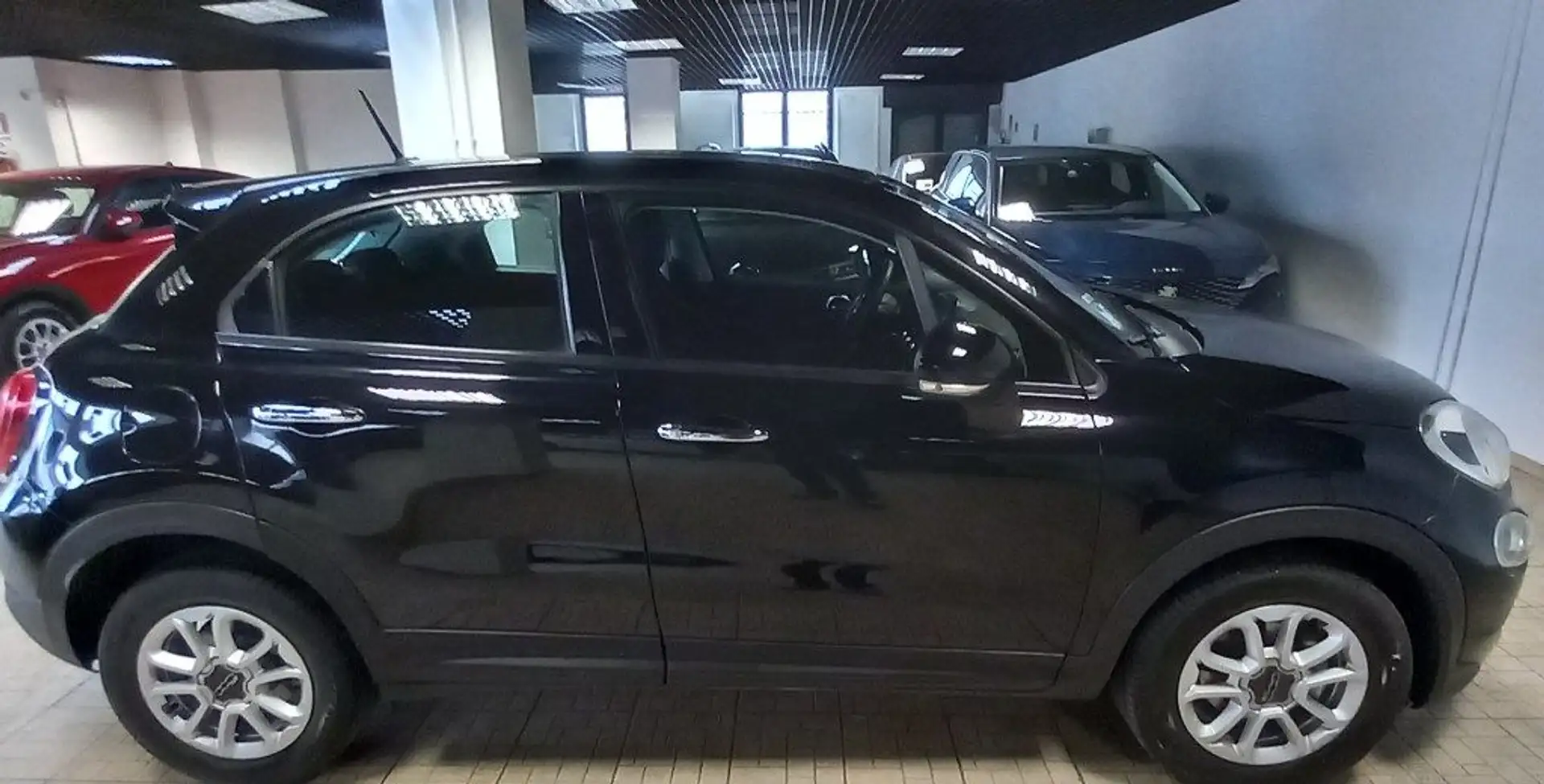 Fiat 500X 1.3 MultiJet 95 CV Urban Nero - 2