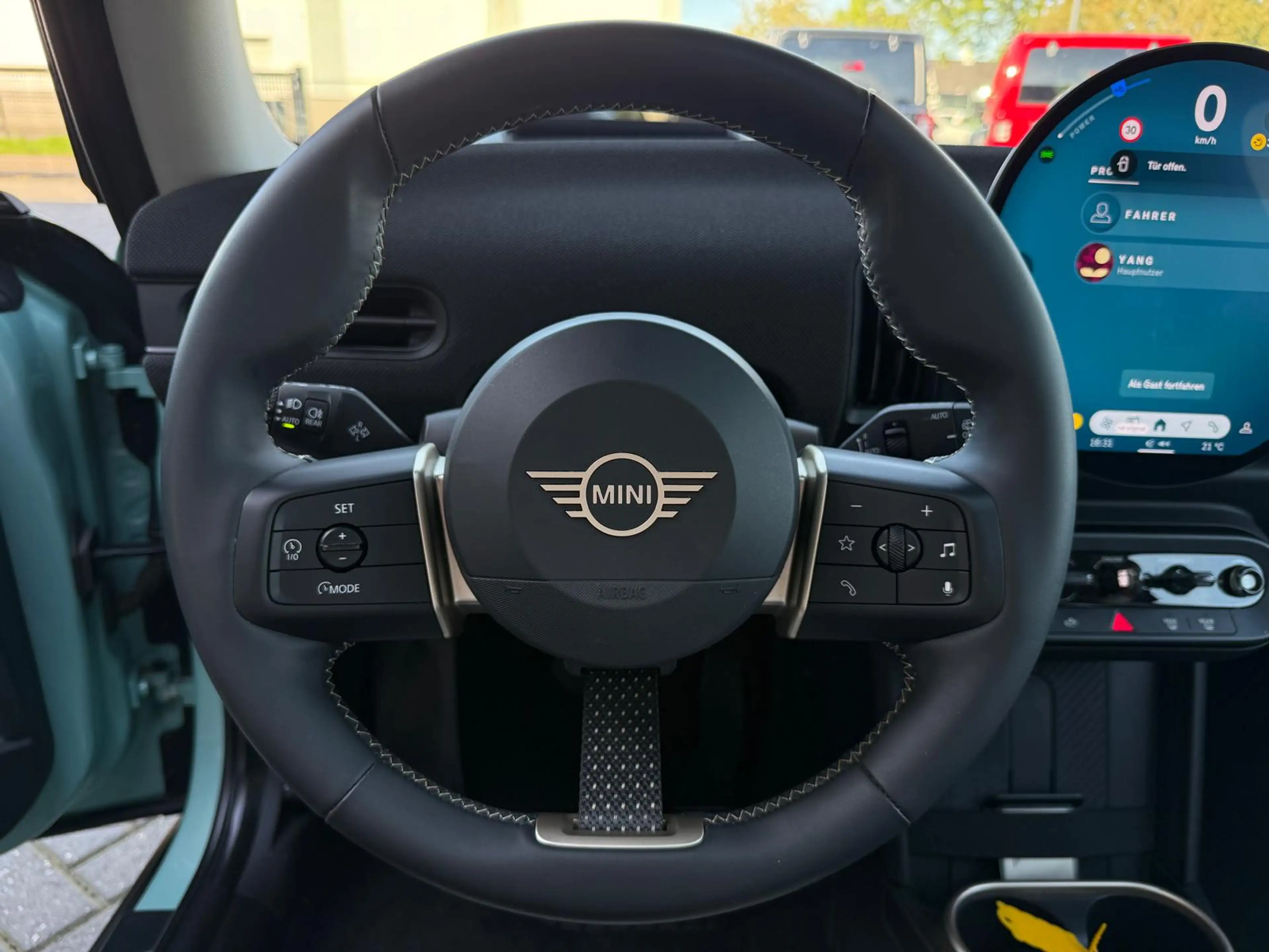 MINI Cooper S 2.0 Classic M Panodak HUD Camera Keyless Dealer On — photo 11