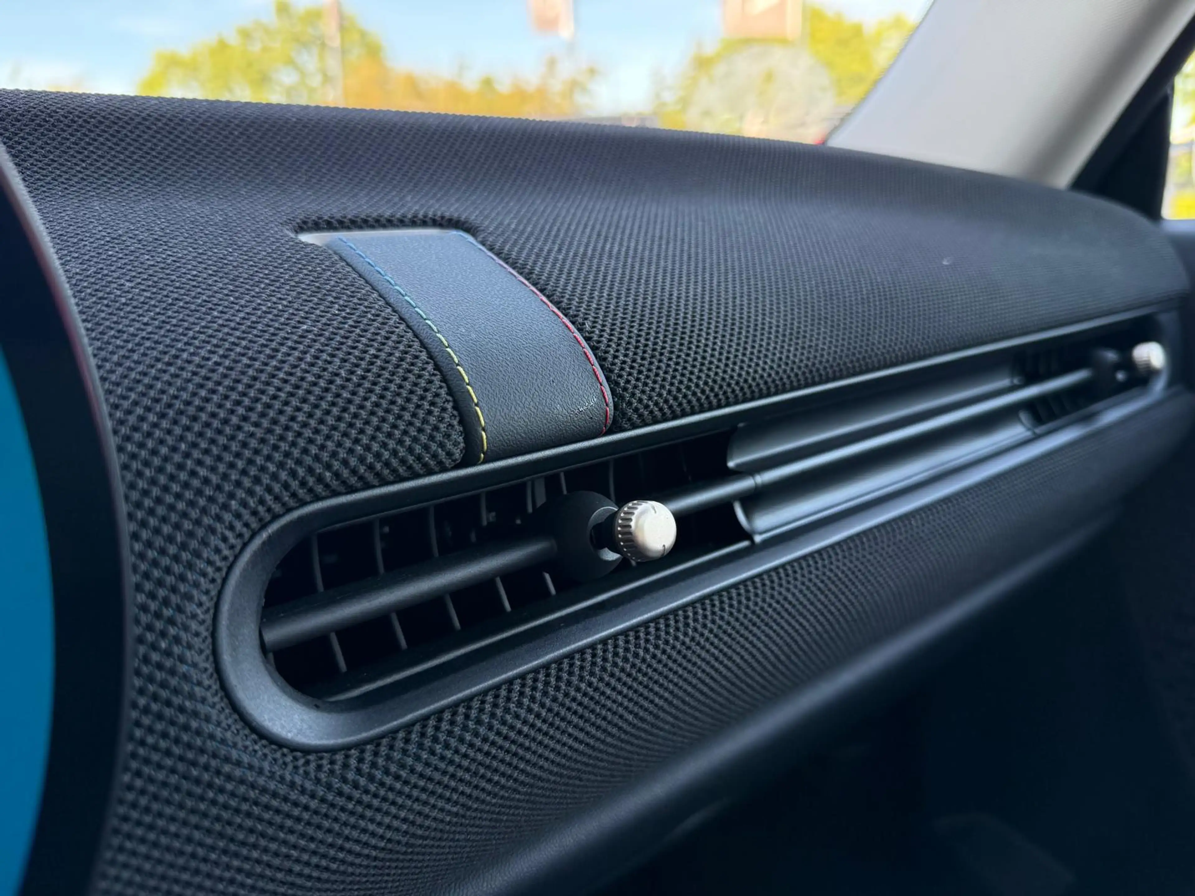 MINI Cooper S 2.0 Classic M Panodak HUD Camera Keyless Dealer On — photo 22