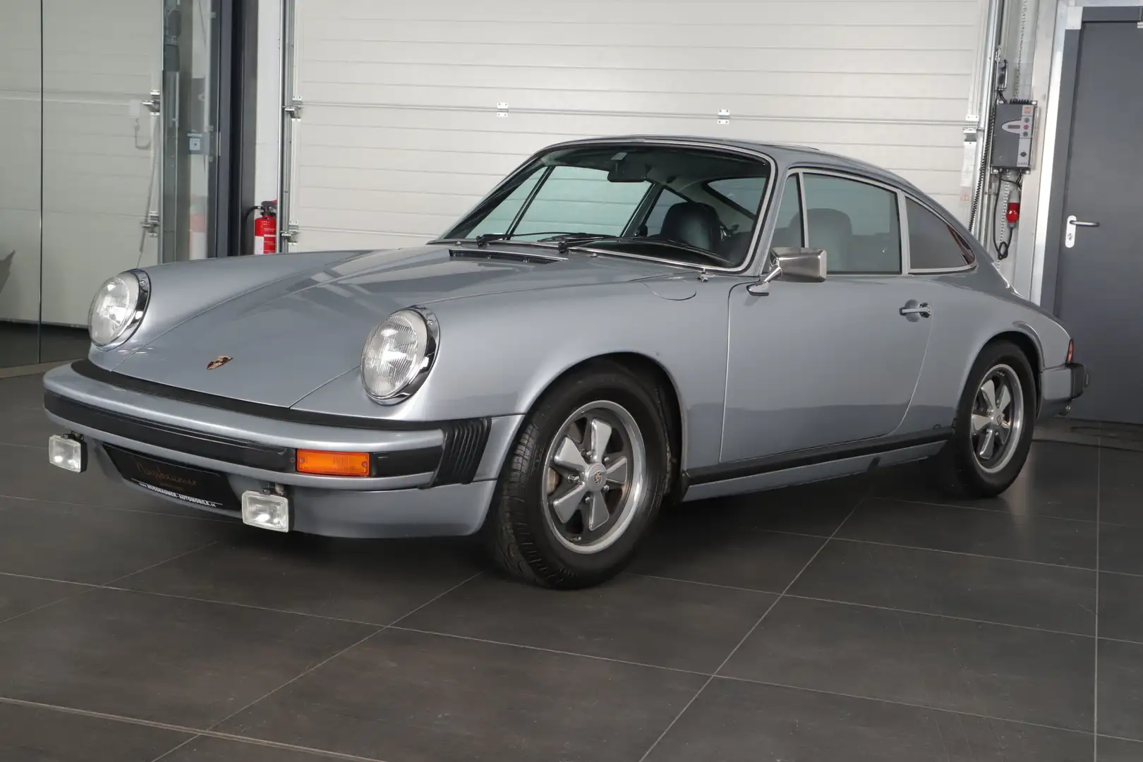 Porsche 911 Schiebedach Coupé 2,7L 1.Serie  UNFALLFREI Silber - 2