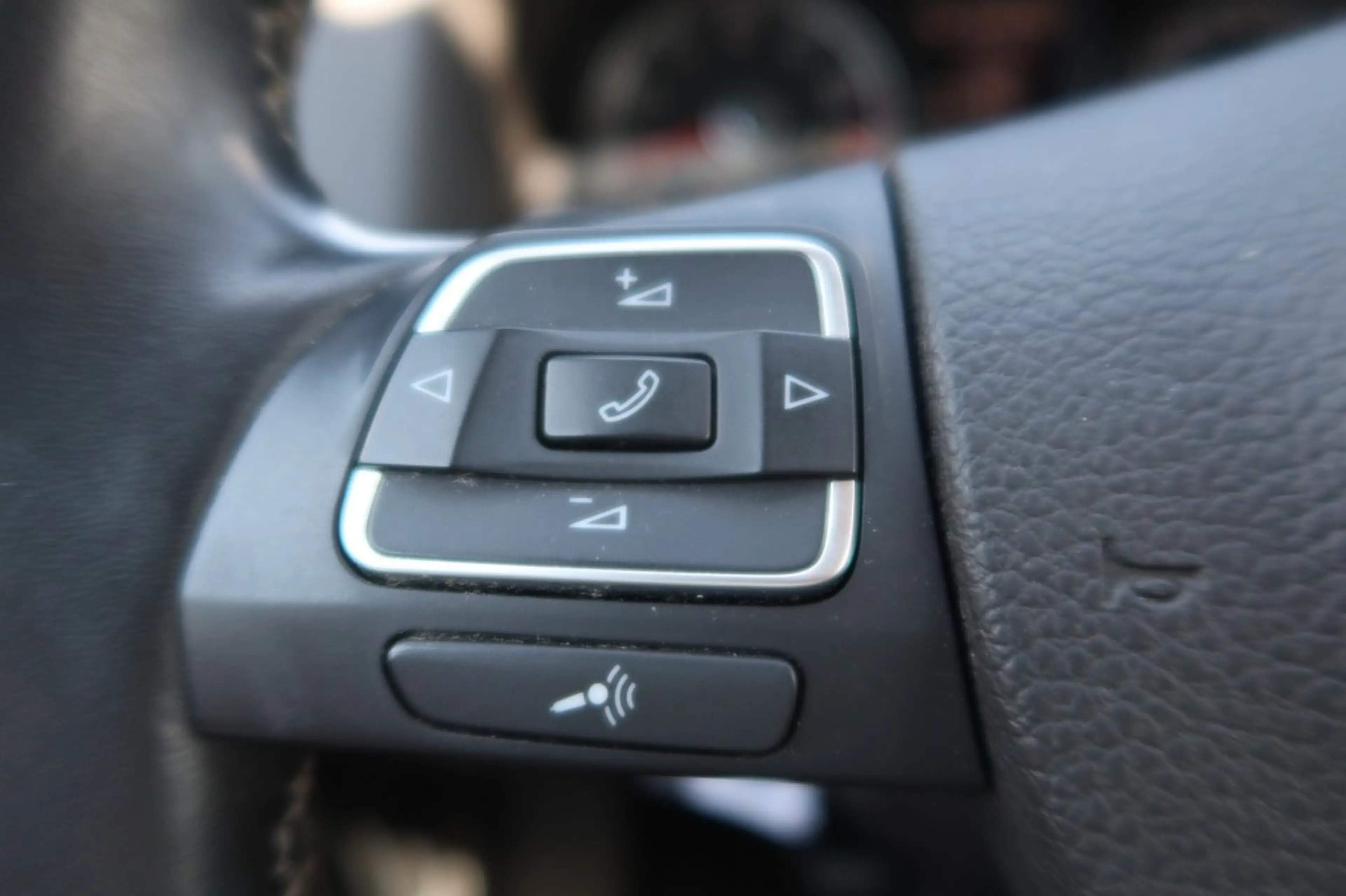 Volkswagen Golf Plus 1.4 TSI AUTOMAAT122pk Highline NAVI, Clima, Stoelv — photo 14