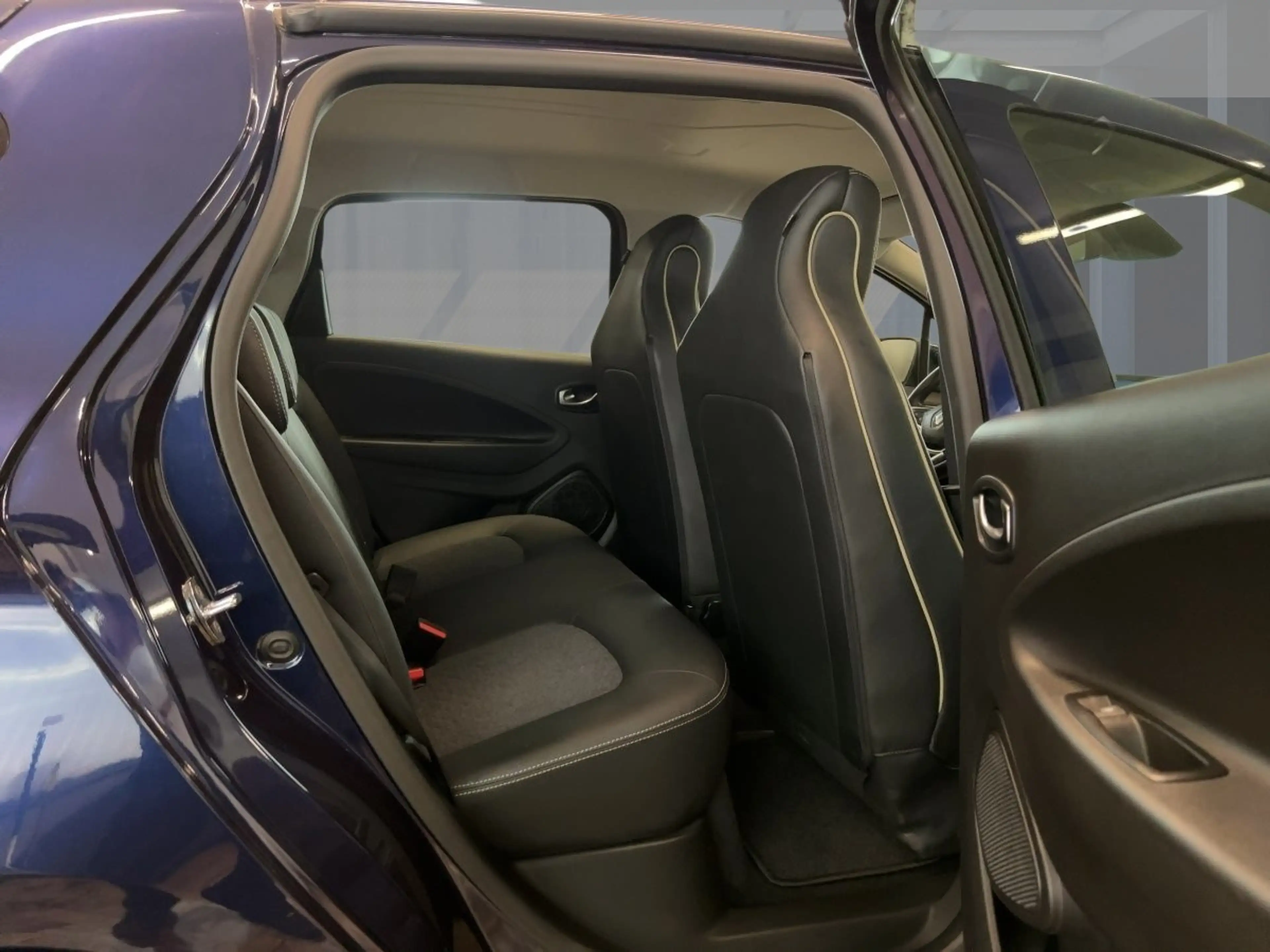 Renault ZOE Iconic EV50 E-Tech 100% elektrisch SHZ — photo 9