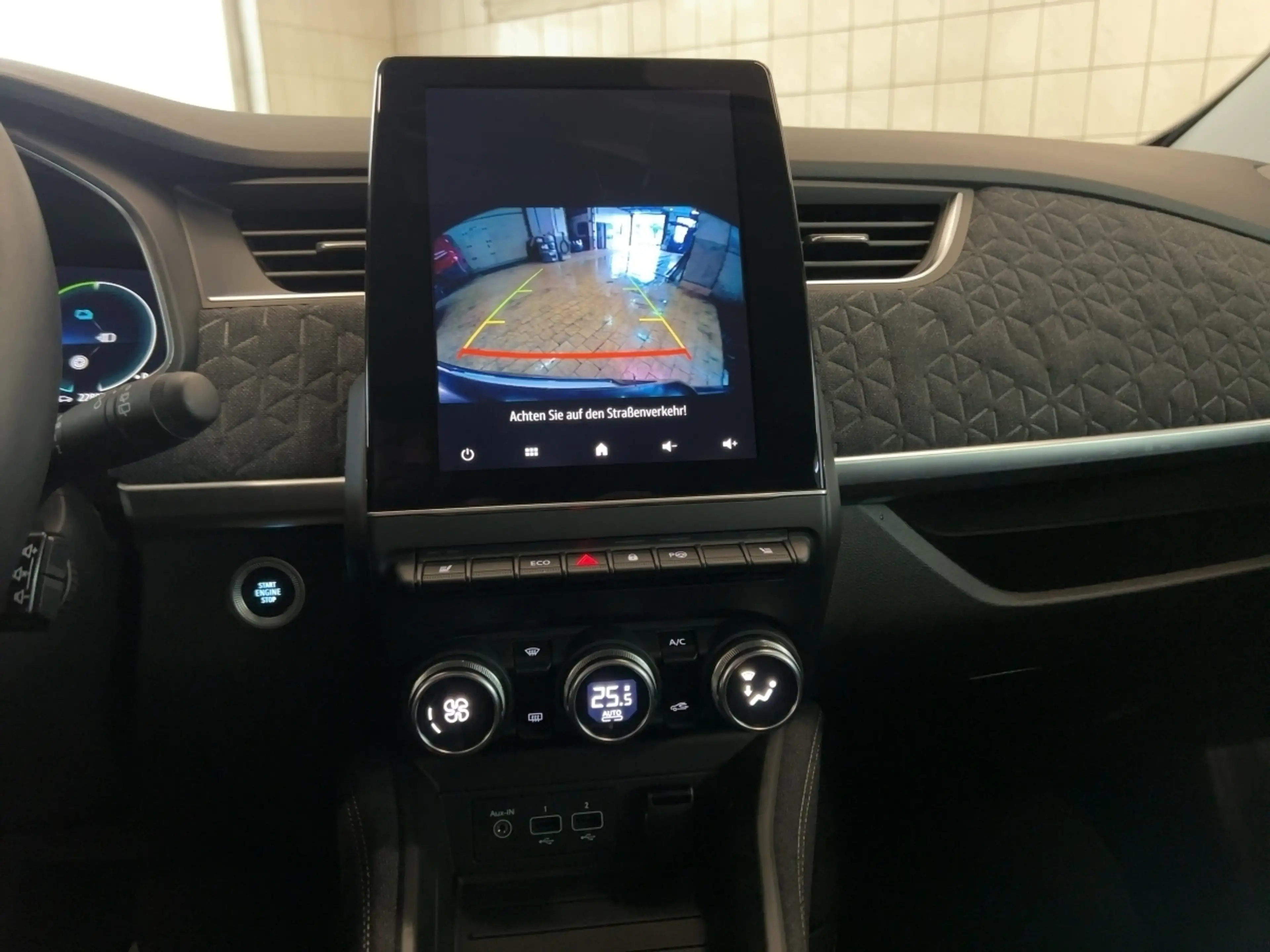 Renault ZOE Iconic EV50 E-Tech 100% elektrisch SHZ — photo 12
