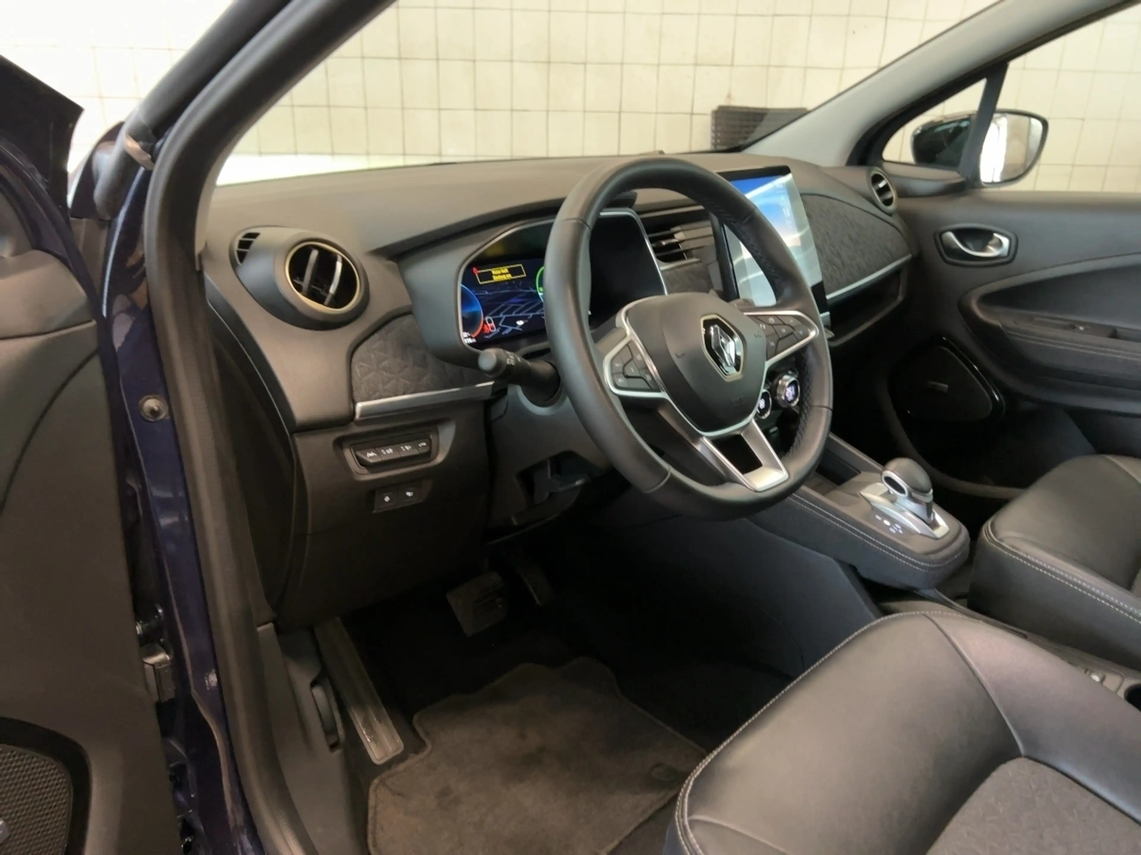 Renault ZOE Iconic EV50 E-Tech 100% elektrisch SHZ — photo 13