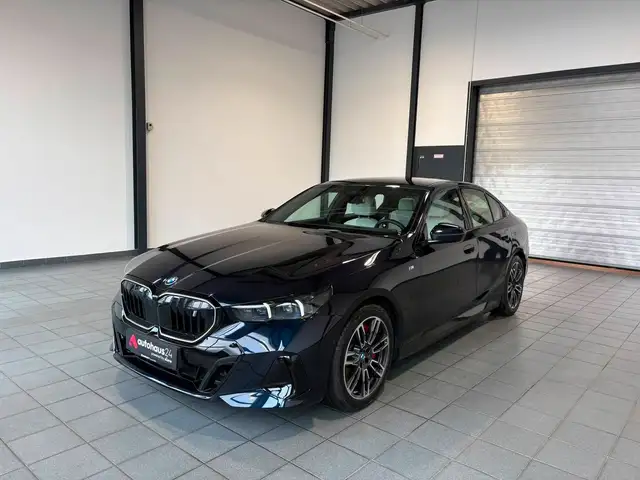 BMW I5 view 3