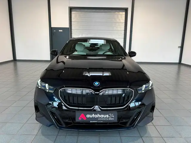 BMW I5 view 2