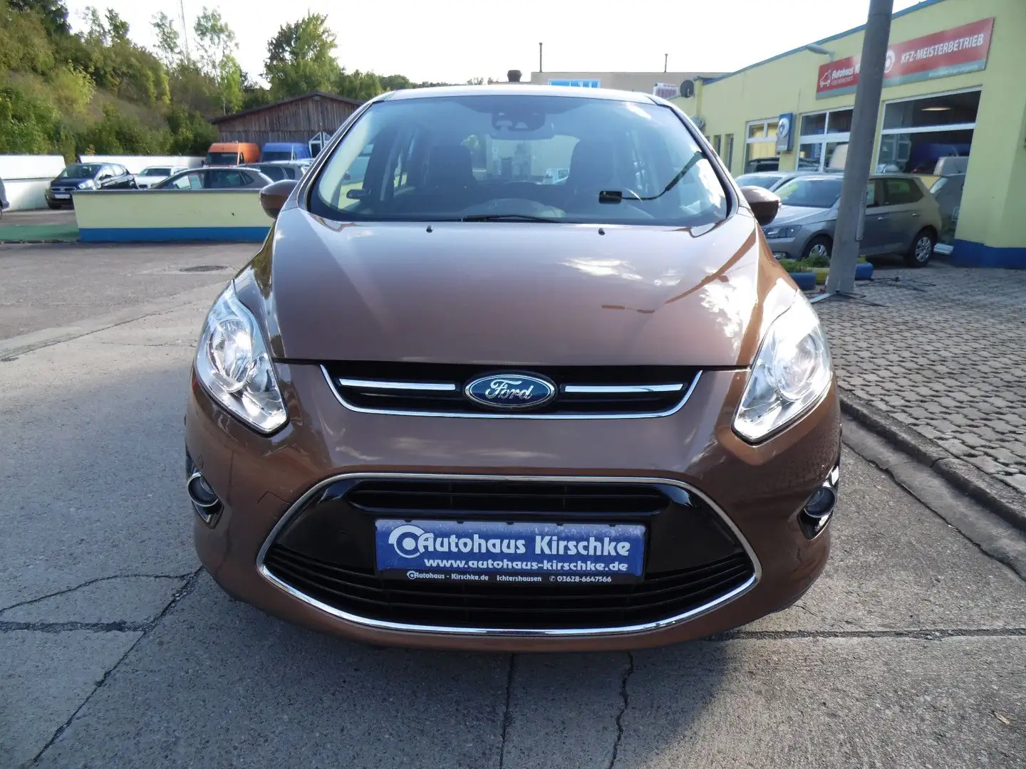 Ford Grand C-Max Grand C-MAX Titanium Braun - 2
