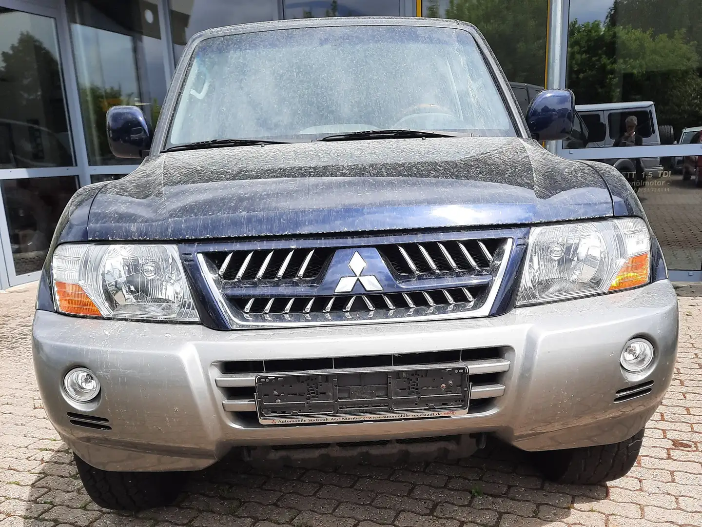 Mitsubishi Pajero Blau - 2