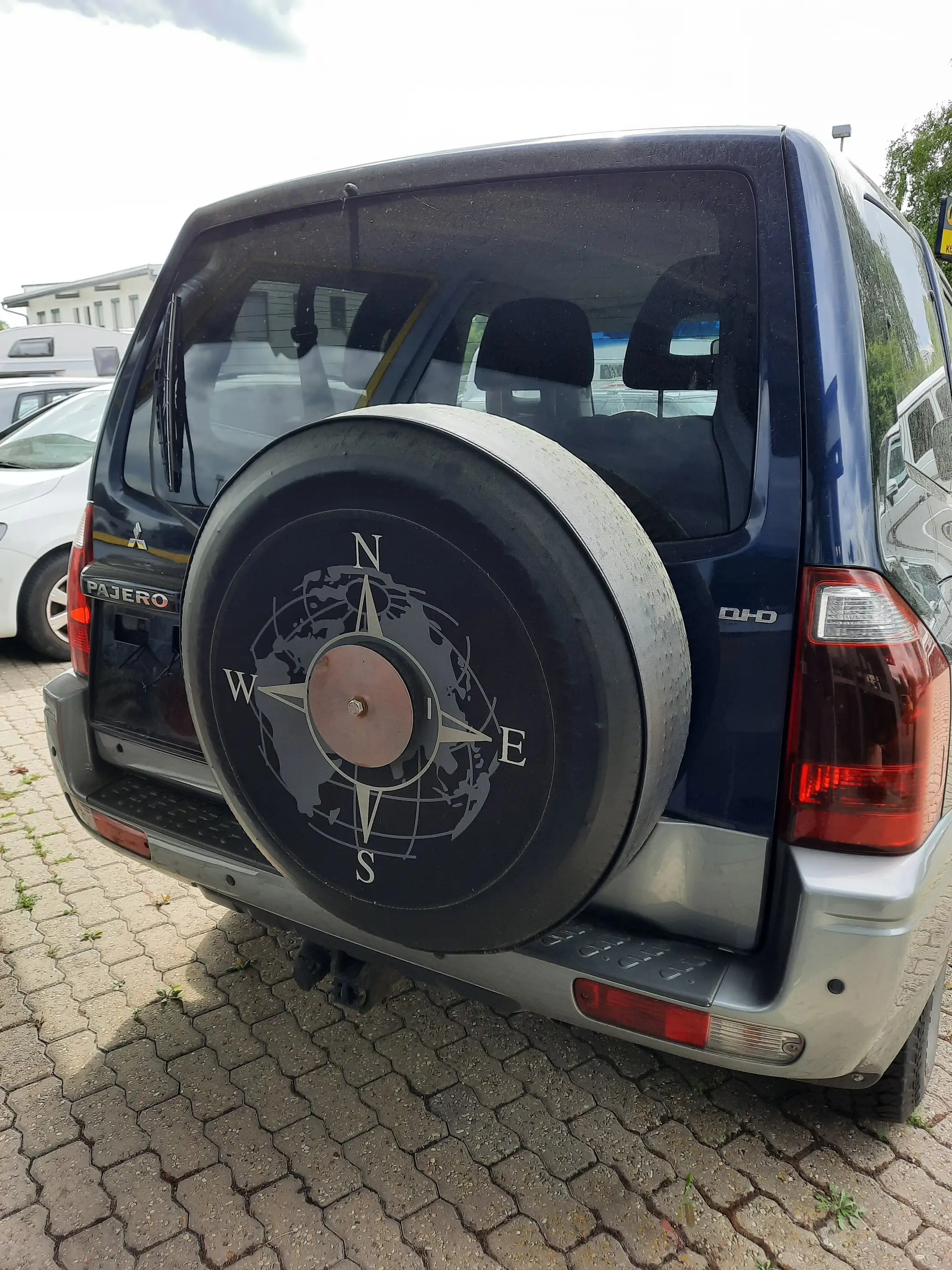 Mitsubishi Pajero — photo 4