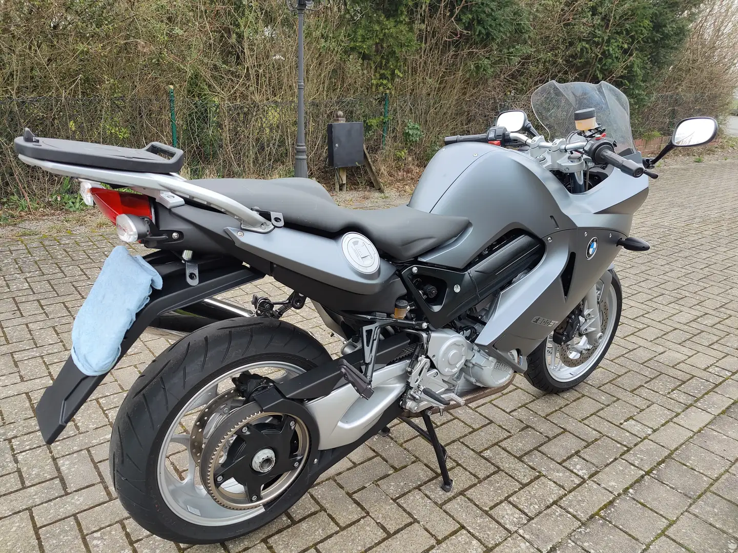 BMW F 800 ST 63 kw 886PS) 798 cm3 Gris - 2