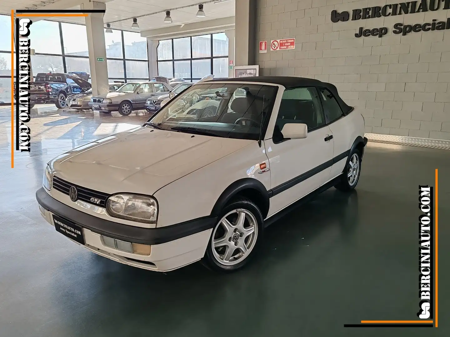 Volkswagen Golf Cabriolet GTI Style Blanc - 2