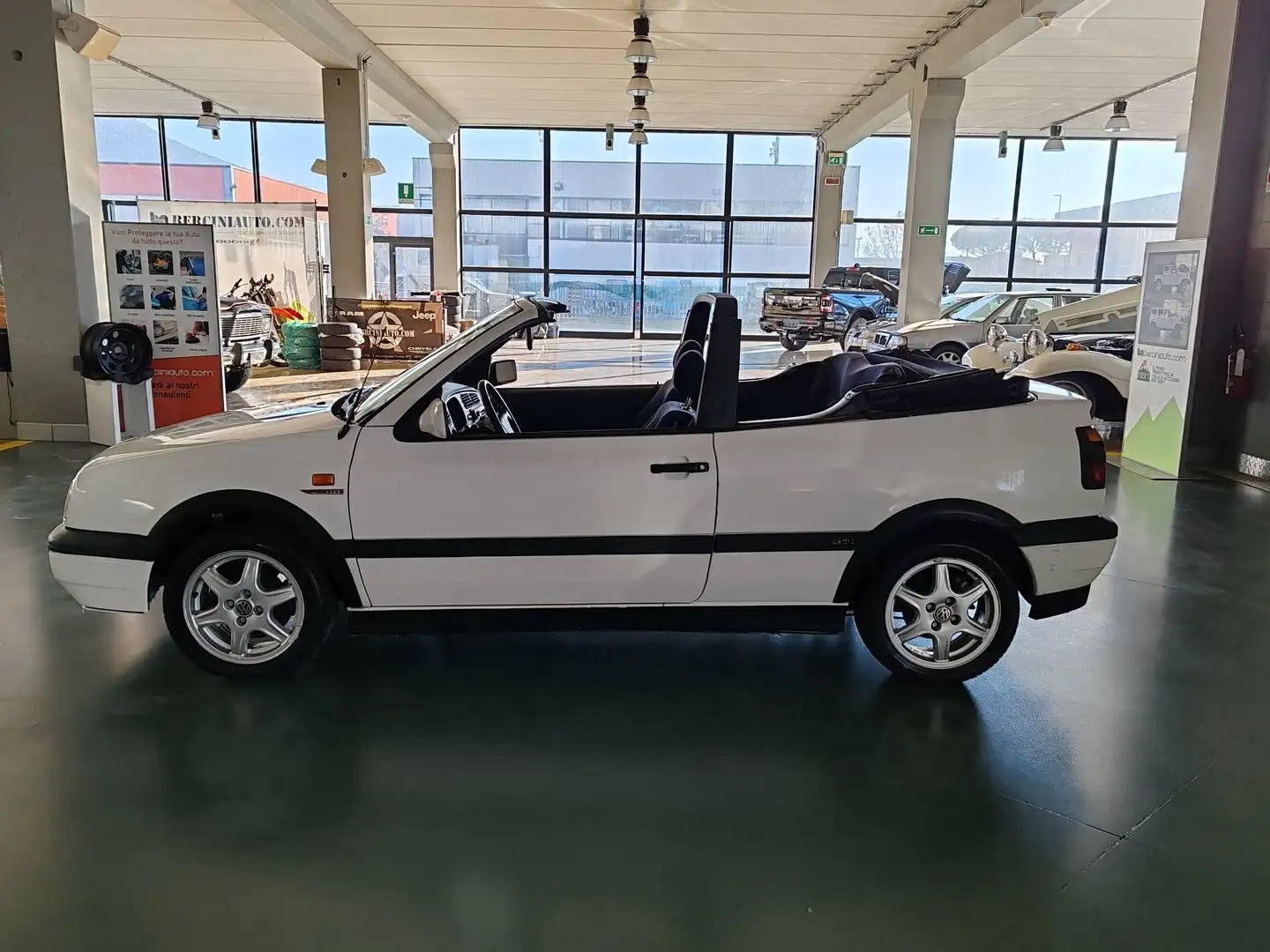 Volkswagen Golf Cabriolet GTI Style Blanc - 1