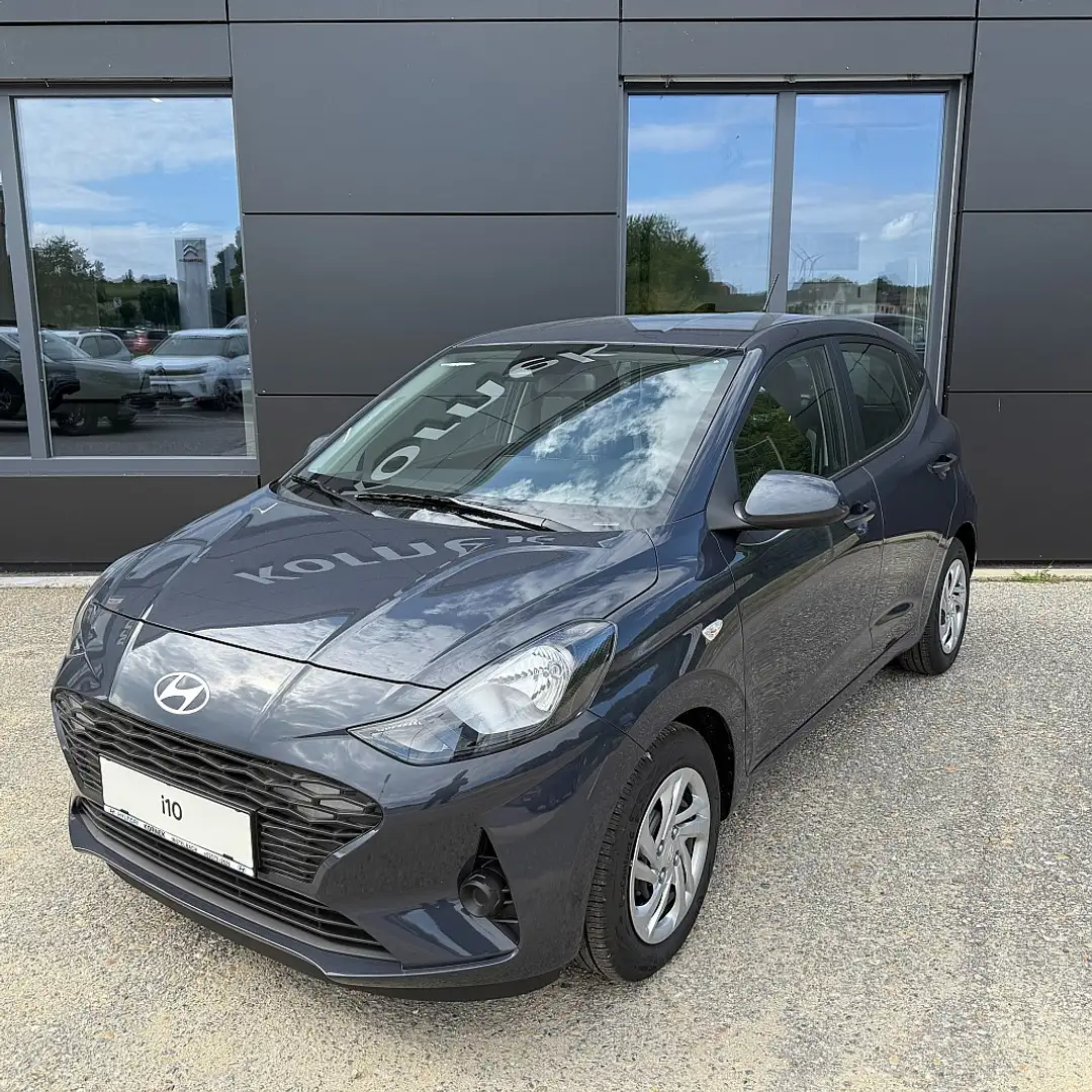 Hyundai i10 1,0 GO Grau - 1