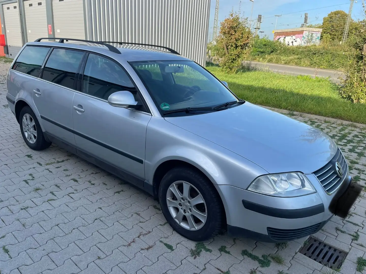 Volkswagen Passat Variant Family,Servo,Klima,TÜV/AU 10/2025 srebrna - 2