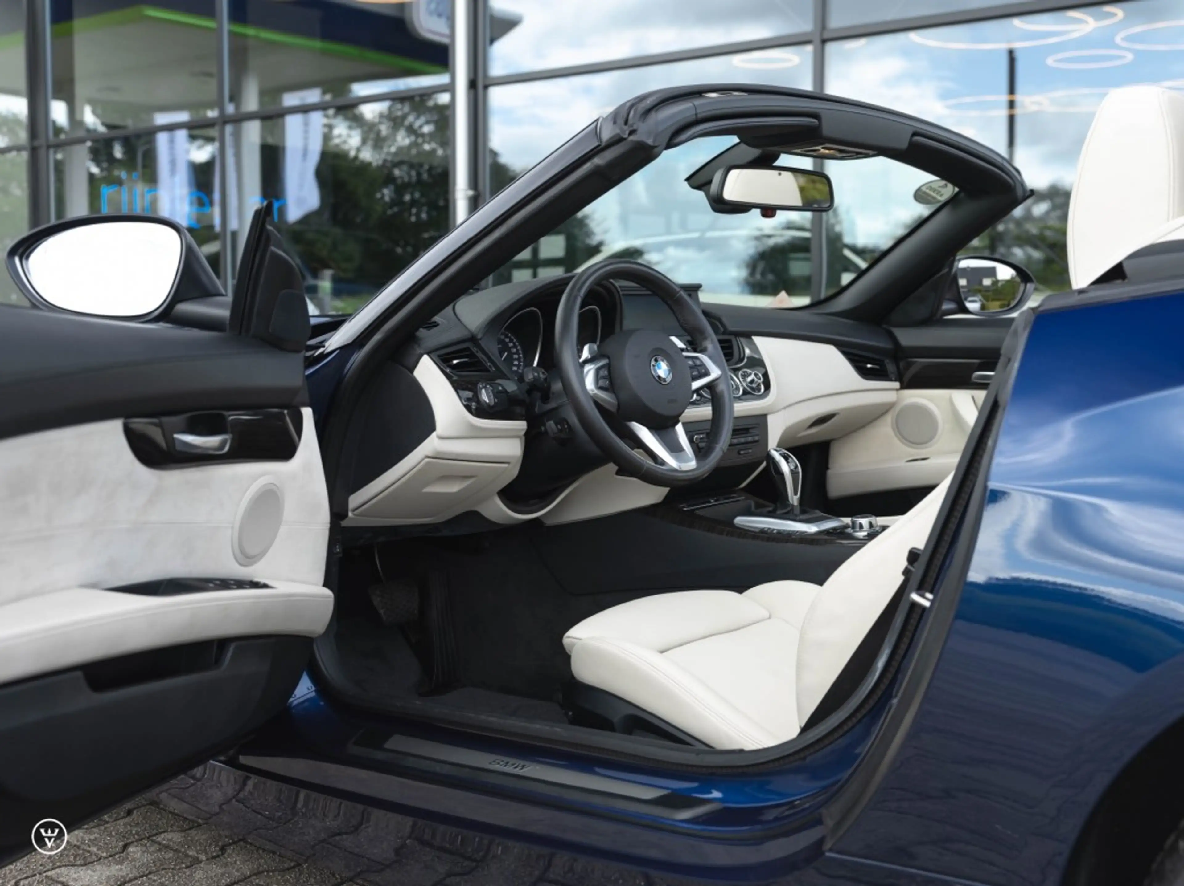 BMW Z4 Roadster sDrive35i DCT â topcond. — photo 2