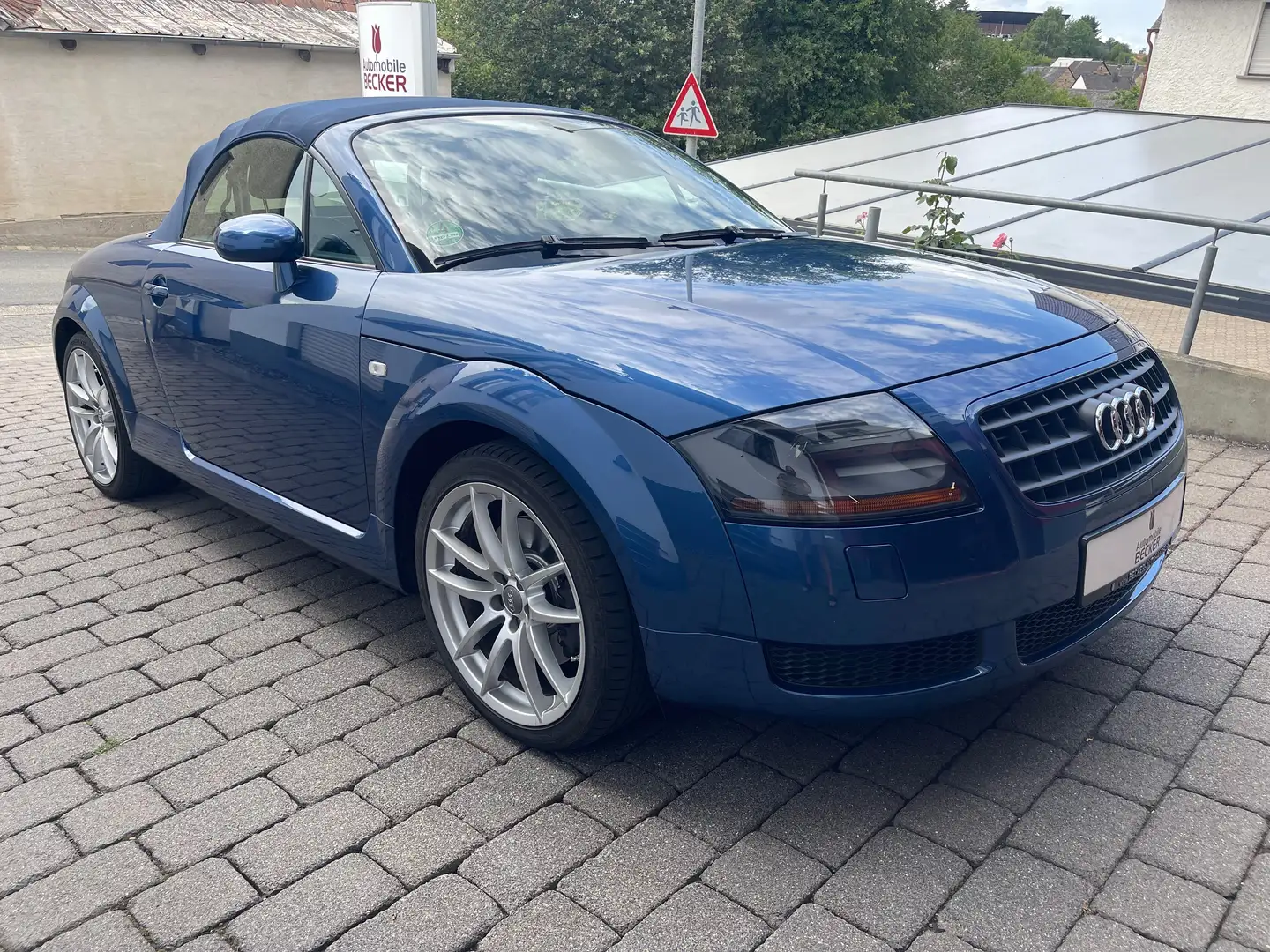 Audi TT 1.8 T Roadster (120kW) SUPER ZUSTAND !! Blau - 2
