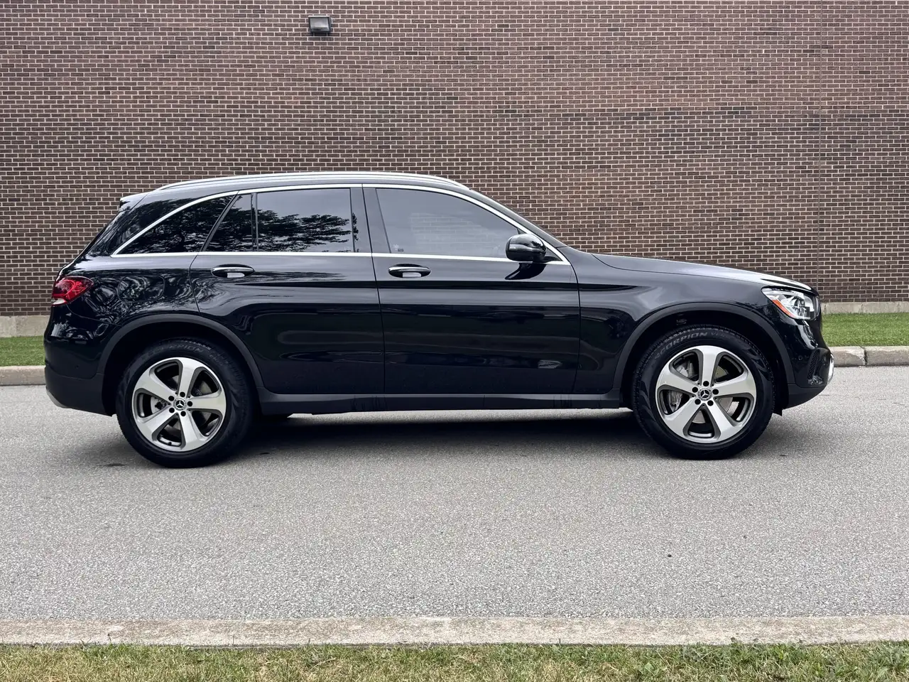 Mercedes-Benz GLC снимка Mercedes-Benz GLC
