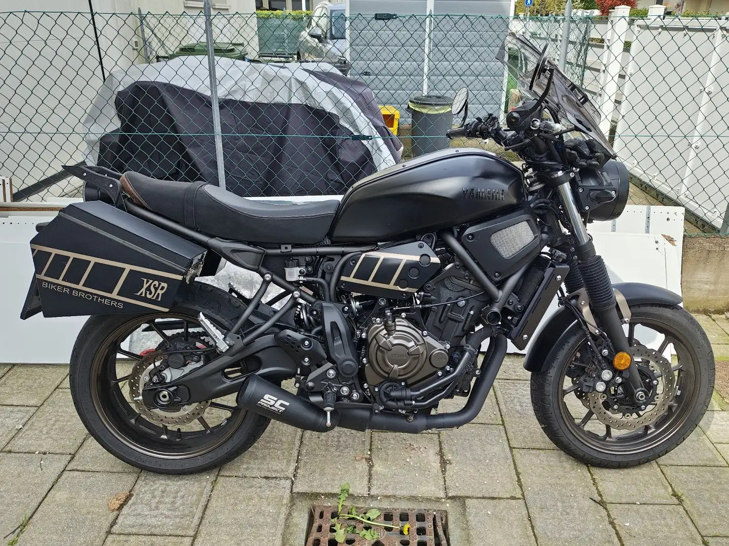 Yamaha XSR 700 ABS Чорний - 1