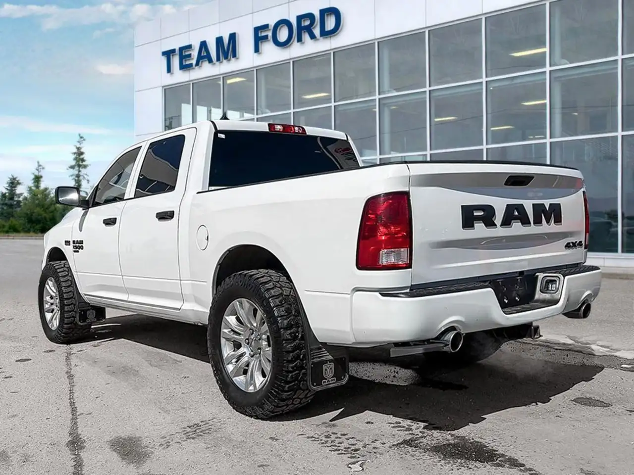 RAM 1500 снимка RAM 1500