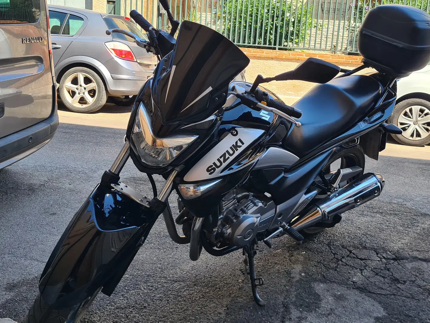 Suzuki Inazuma 250 plus Noir - 1