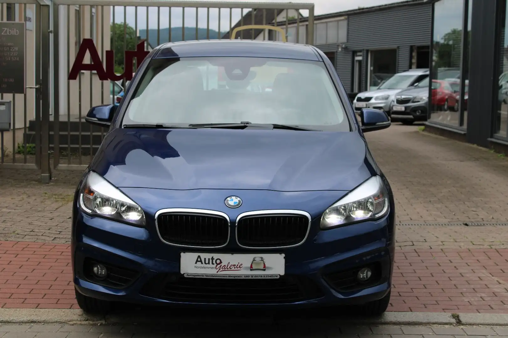 BMW 218 BMW 218d Tourer Advantage|Klimaauto.|Alu Blau - 2
