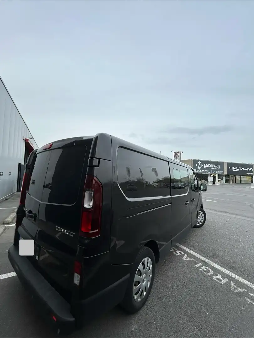 Renault Trafic 1.6 dCi 120 LICHTE VRACHTWAGEN 2019 Zwart - 2