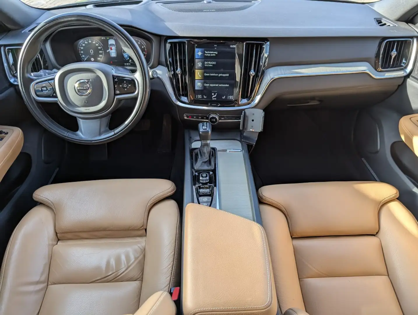 Volvo V60 2.0 T5 Inscription | Panorama dak | Head-up Grijs - 2