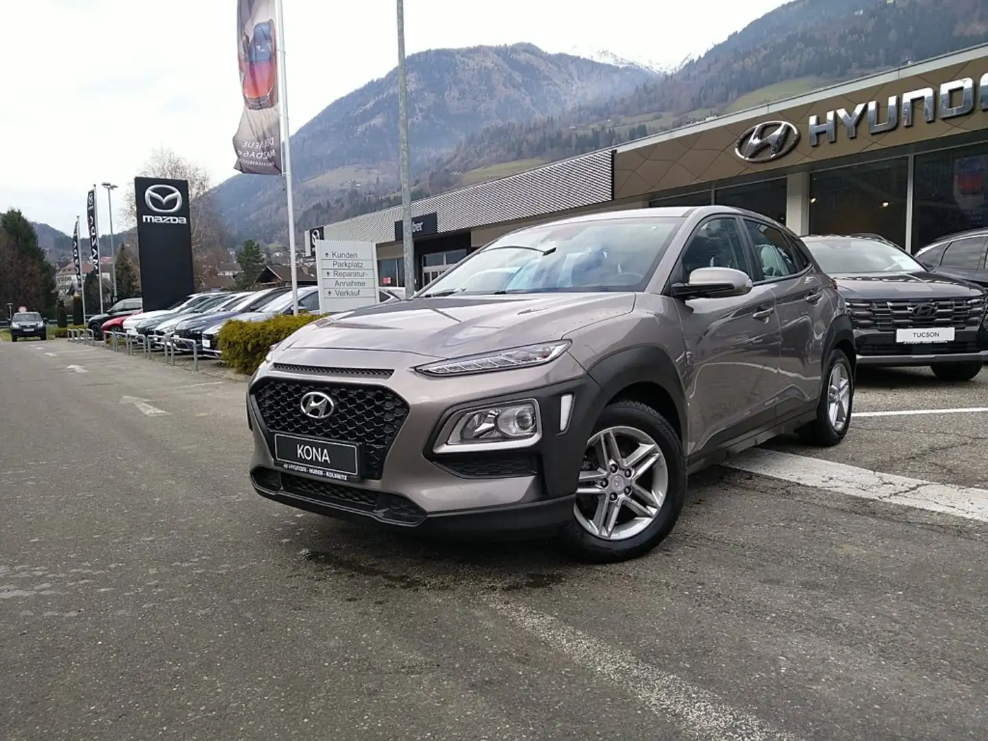 Hyundai KONA Life 1,0 T-GDi 2WD Winterpaket Grau - 2