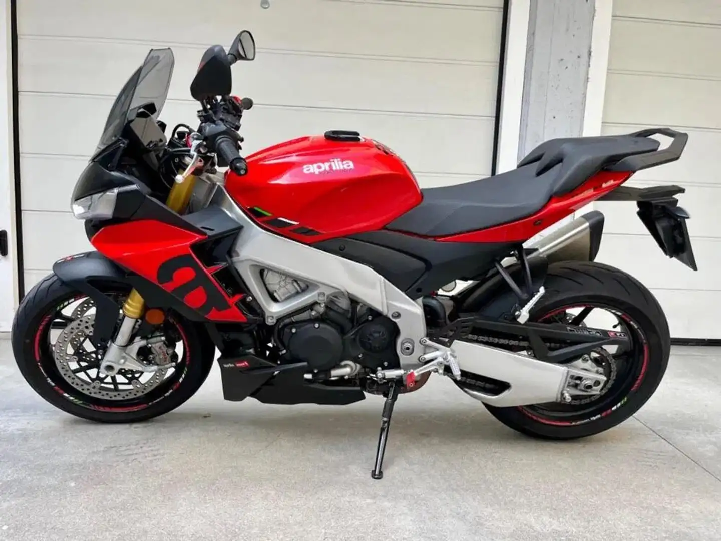 Aprilia Tuono 1100 V4 Rosso - 2
