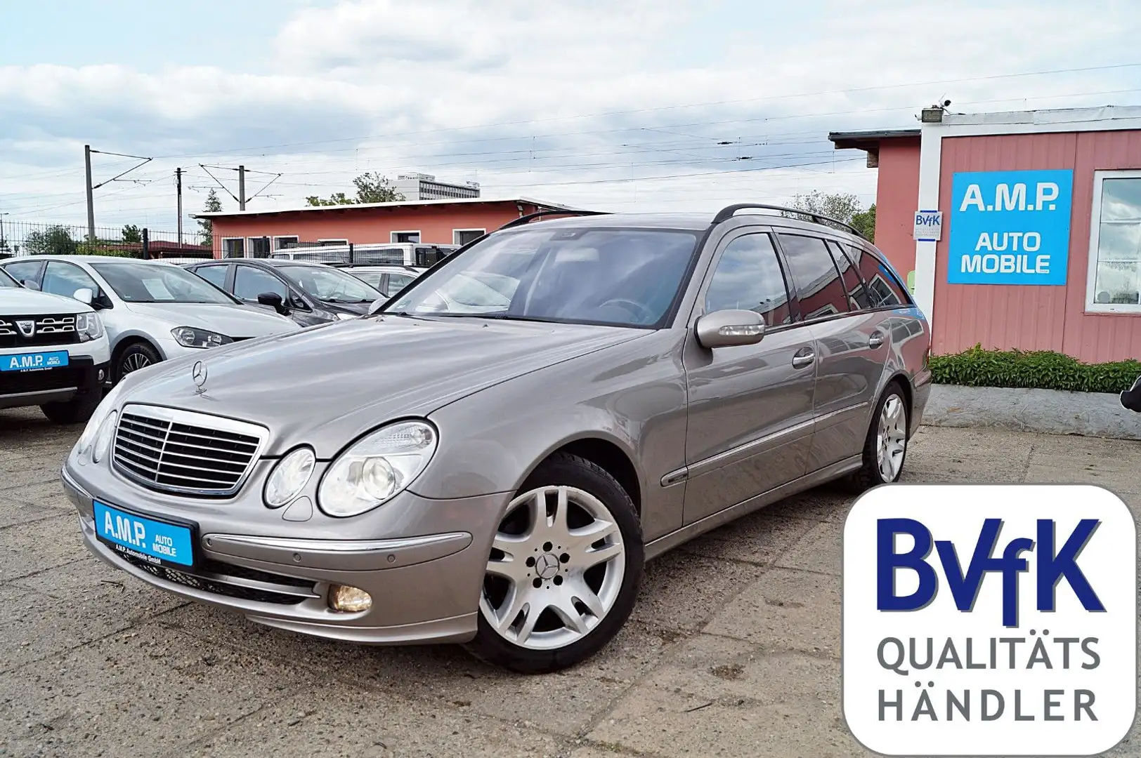 Mercedes-Benz E 350 T 4MATIC Aut, TÜV-02.27, Leder, BiXen, S.H Szürke - 1