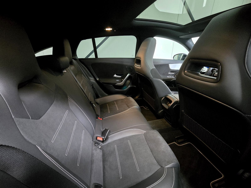 Mercedes-Benz CLA 250 SB 4-Matic AMG *Pano*ACC*HuD*LED* — photo 15