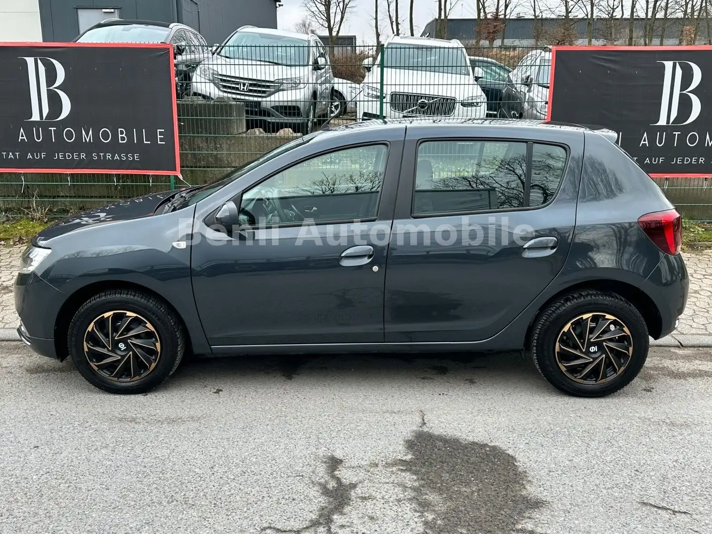 Dacia Sandero II Comfort/KLIMA/NAVI/TMP/DAB/KAMERA/TÜV Grijs - 2