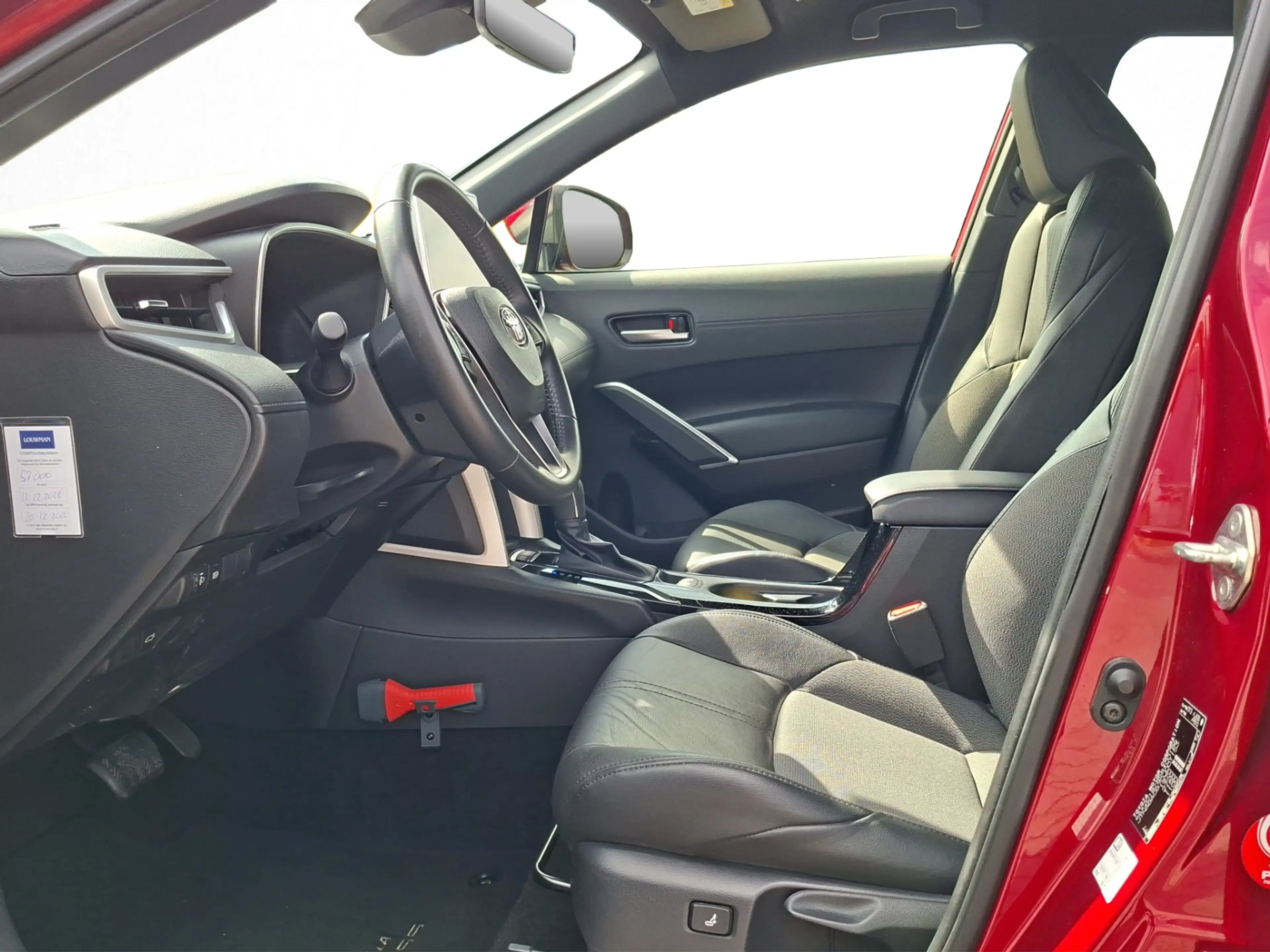 Toyota Corolla Cross 2.0 High Power Hybrid First Edition | Dealer onder — photo 12