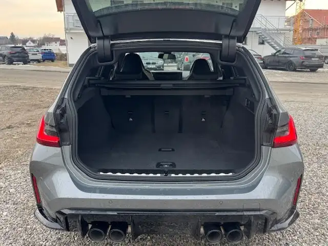BMW M3 view 8