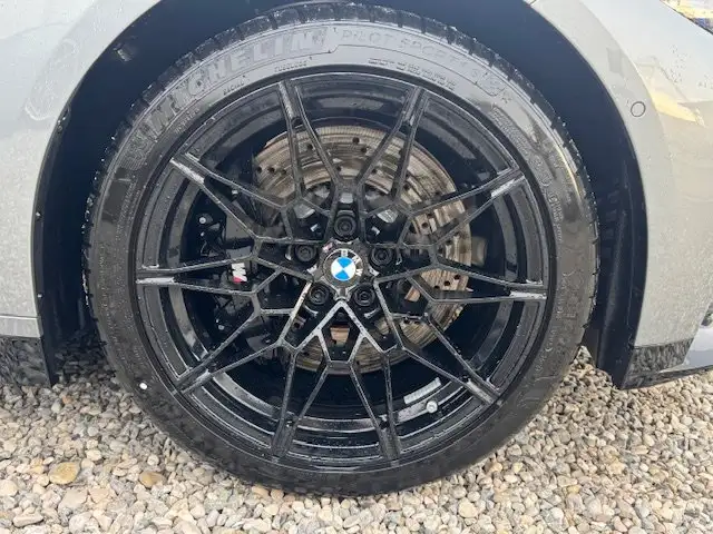 BMW M3 view 7