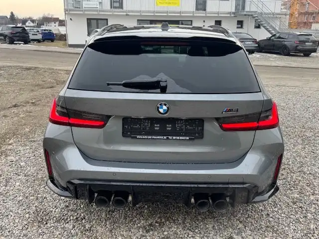 BMW M3 view 5