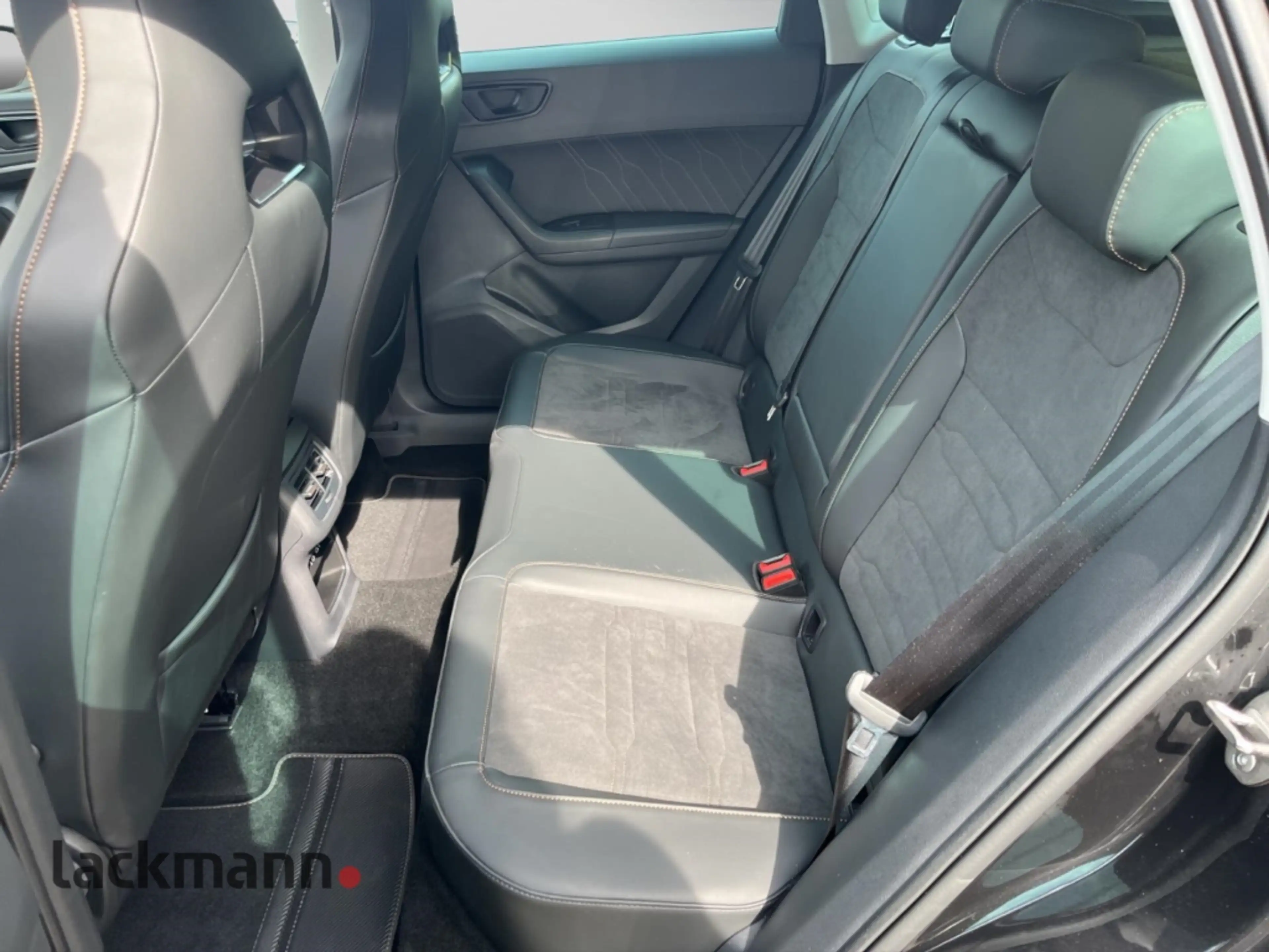 CUPRA Ateca 1.5*Navi*LED*CarPlay*Kessy*Kamera* — photo 10