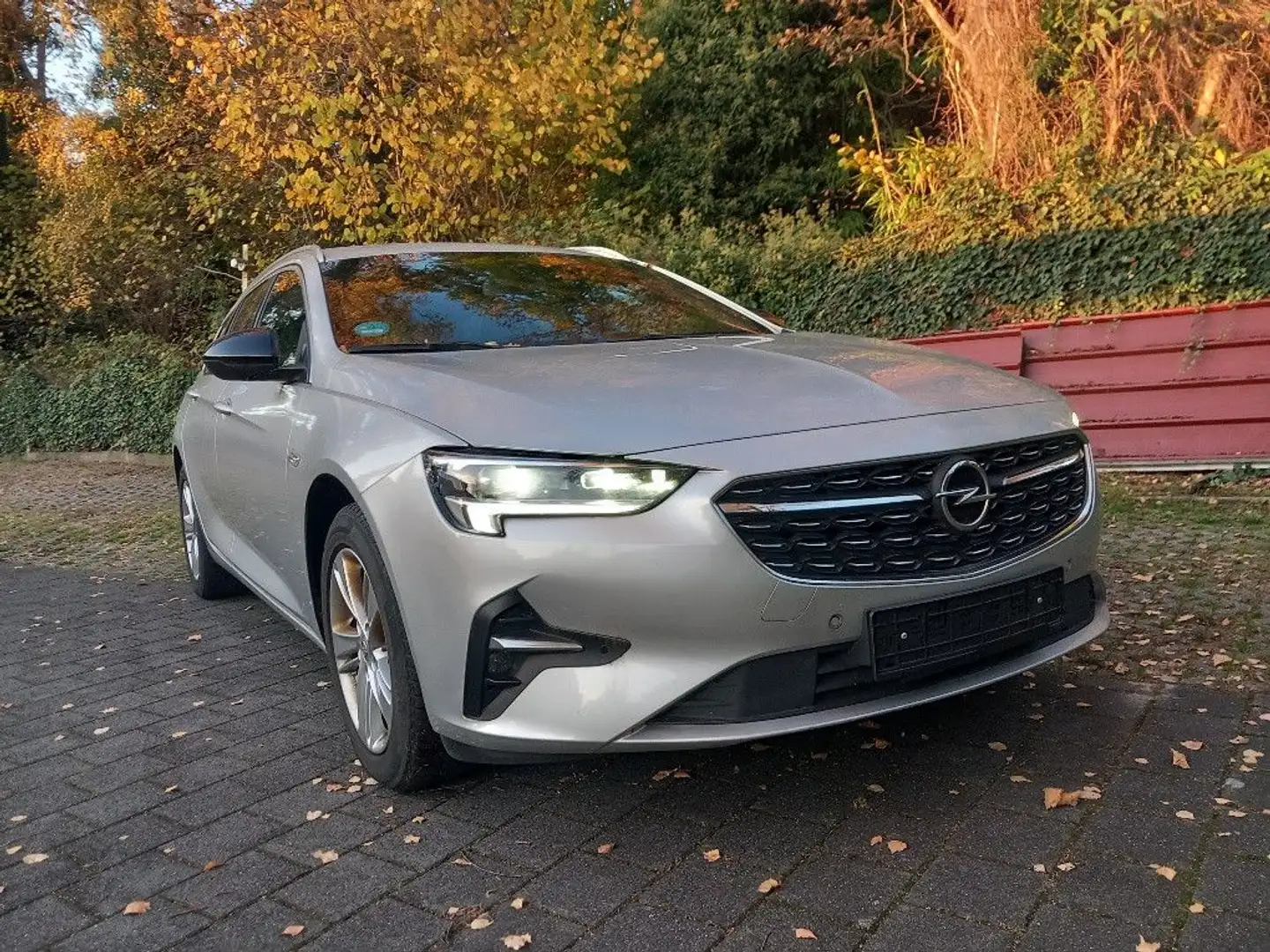 Opel Insignia B Sports Tourer 2.0 Diesel Elegance AHK Argent - 1