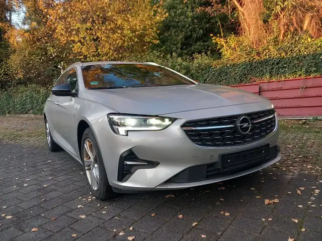 Opel Insignia B Sports Tourer 2.0 Diesel Elegance AHK