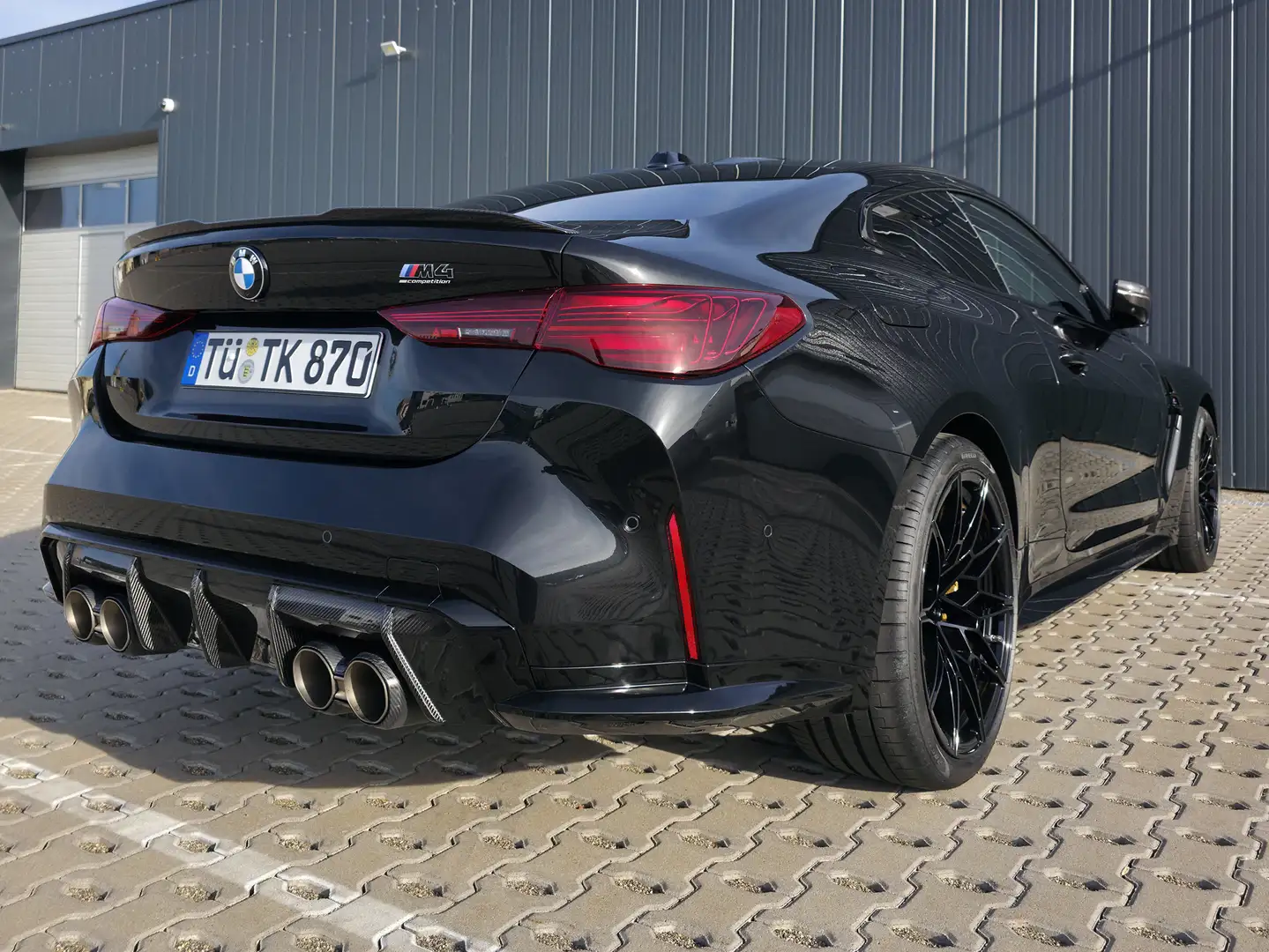 BMW M4 Coupe Competition xDrive Keramik Carbon AKRA VOLL! Schwarz - 2