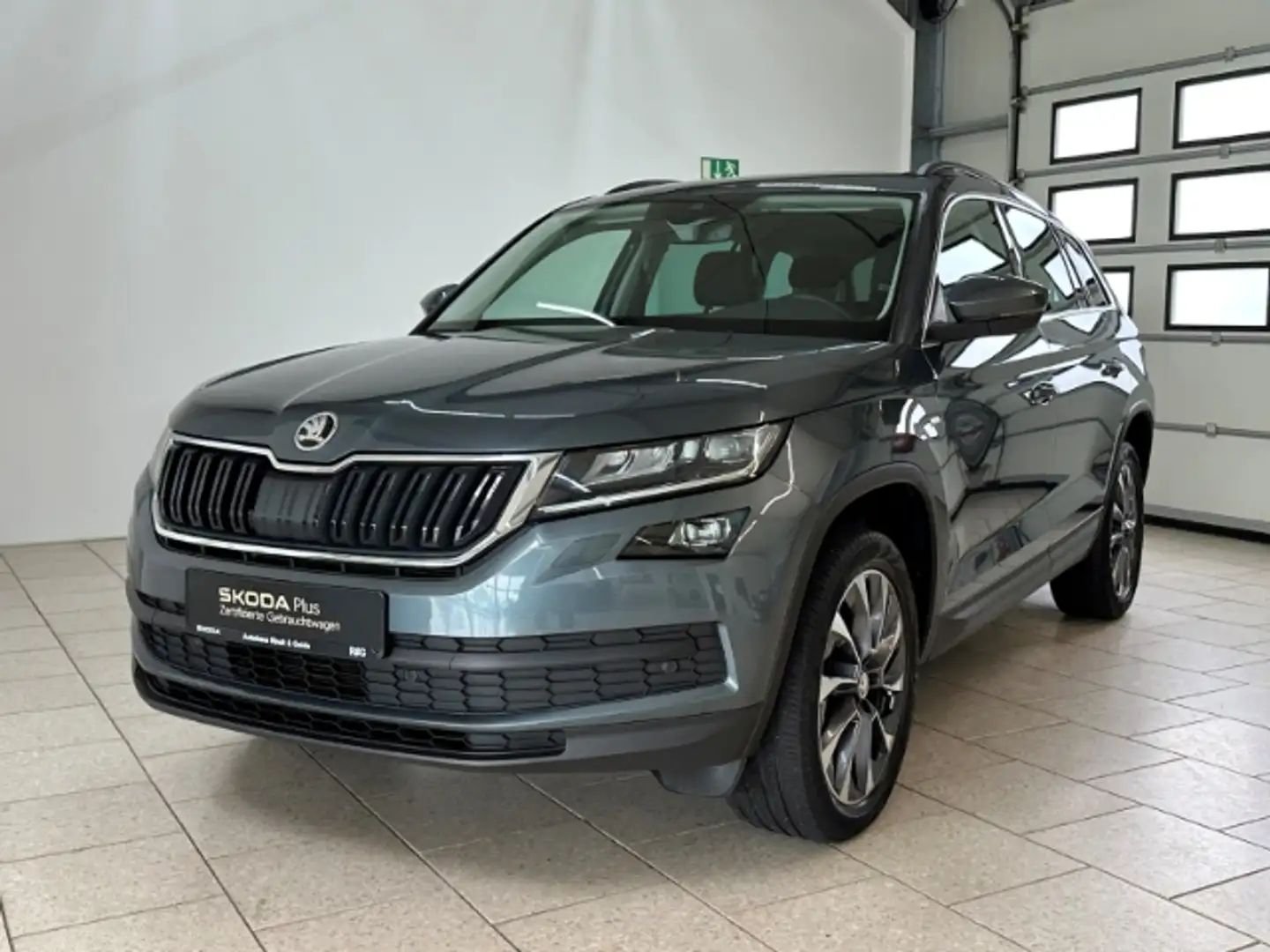 Skoda Kodiaq Drive 125 2.0 TDI DSG StandHZG Navi Kamera Gris - 2