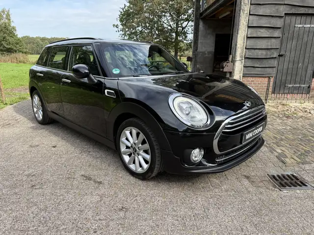 MINI Cooper Clubman 1.5 Chili. Panoramadak,LED, Navi ! Zeer mooi !!