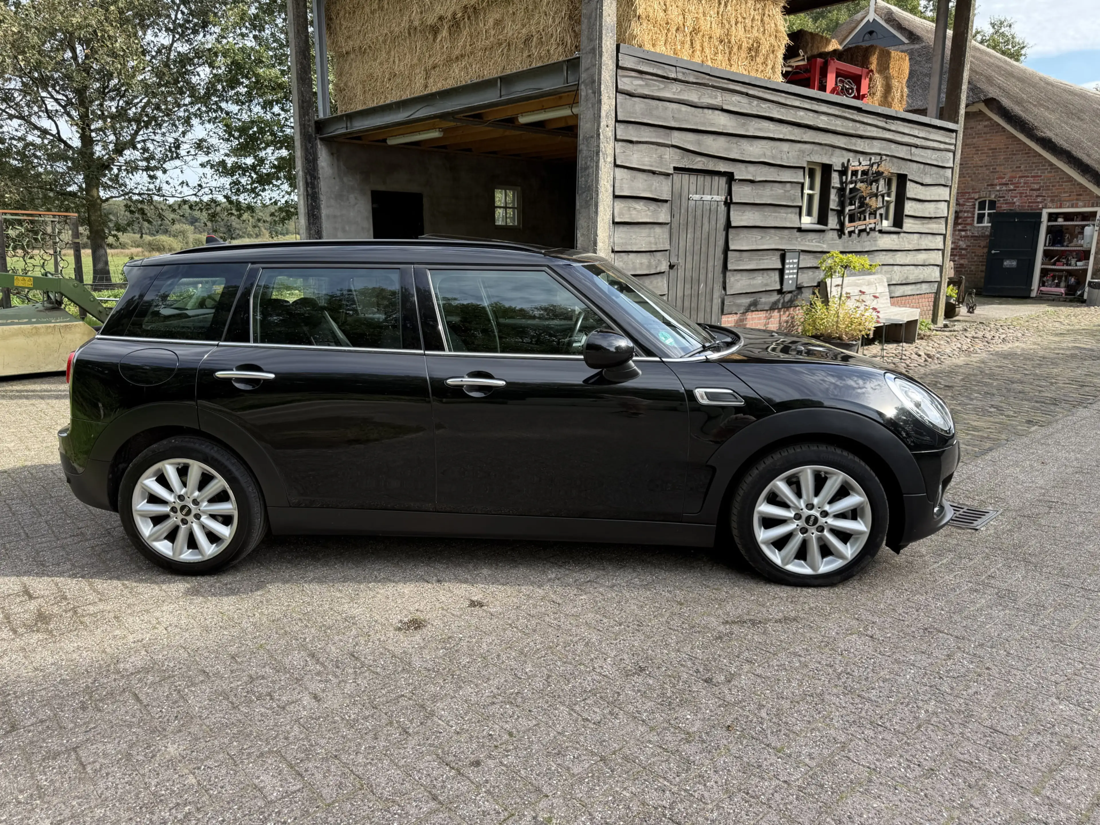 MINI Cooper Clubman 1.5 Chili. Panoramadak,LED, Navi ! Zeer mooi !! — photo 11